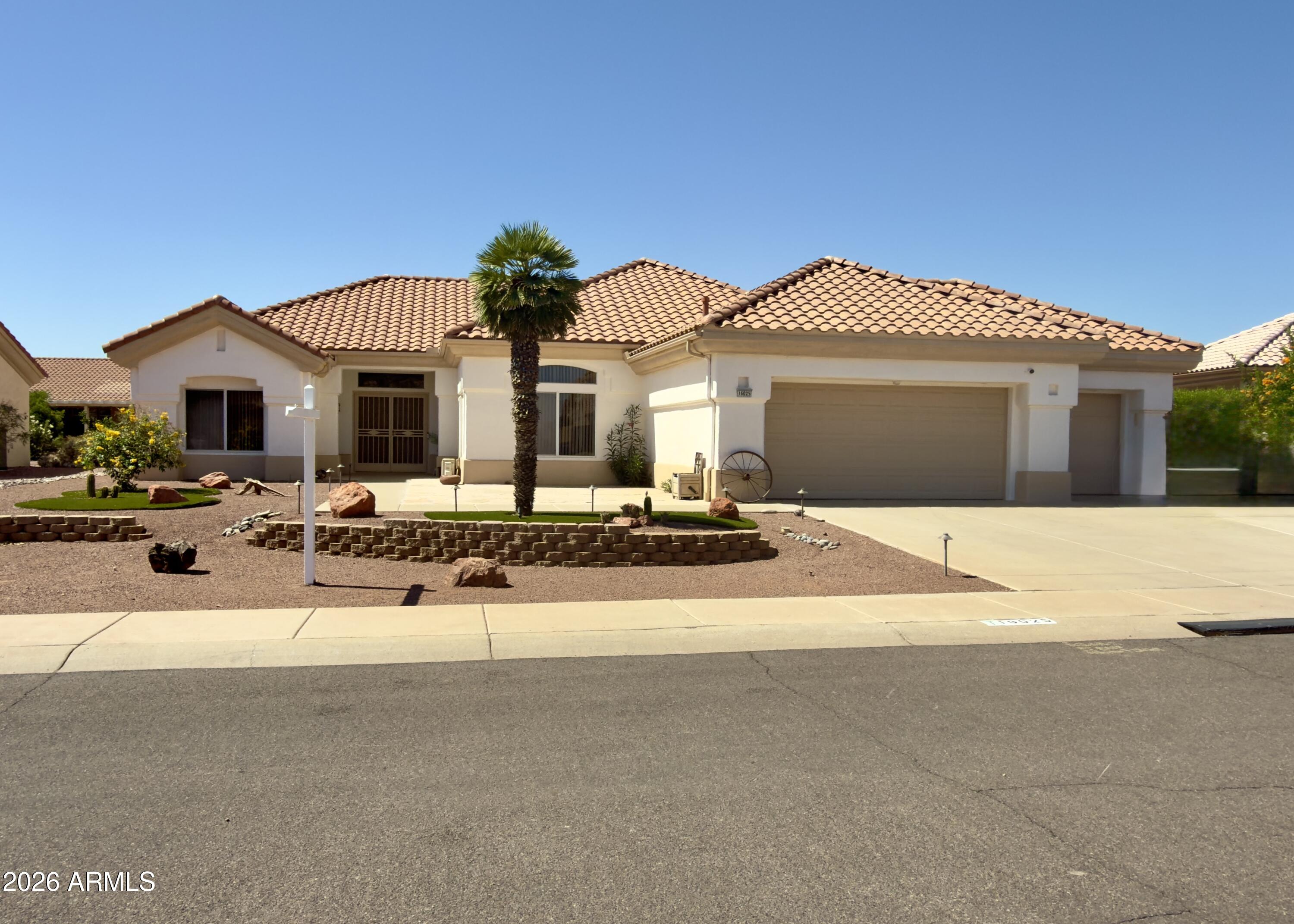16025 W SENTINEL Drive, Sun City West, AZ 85375