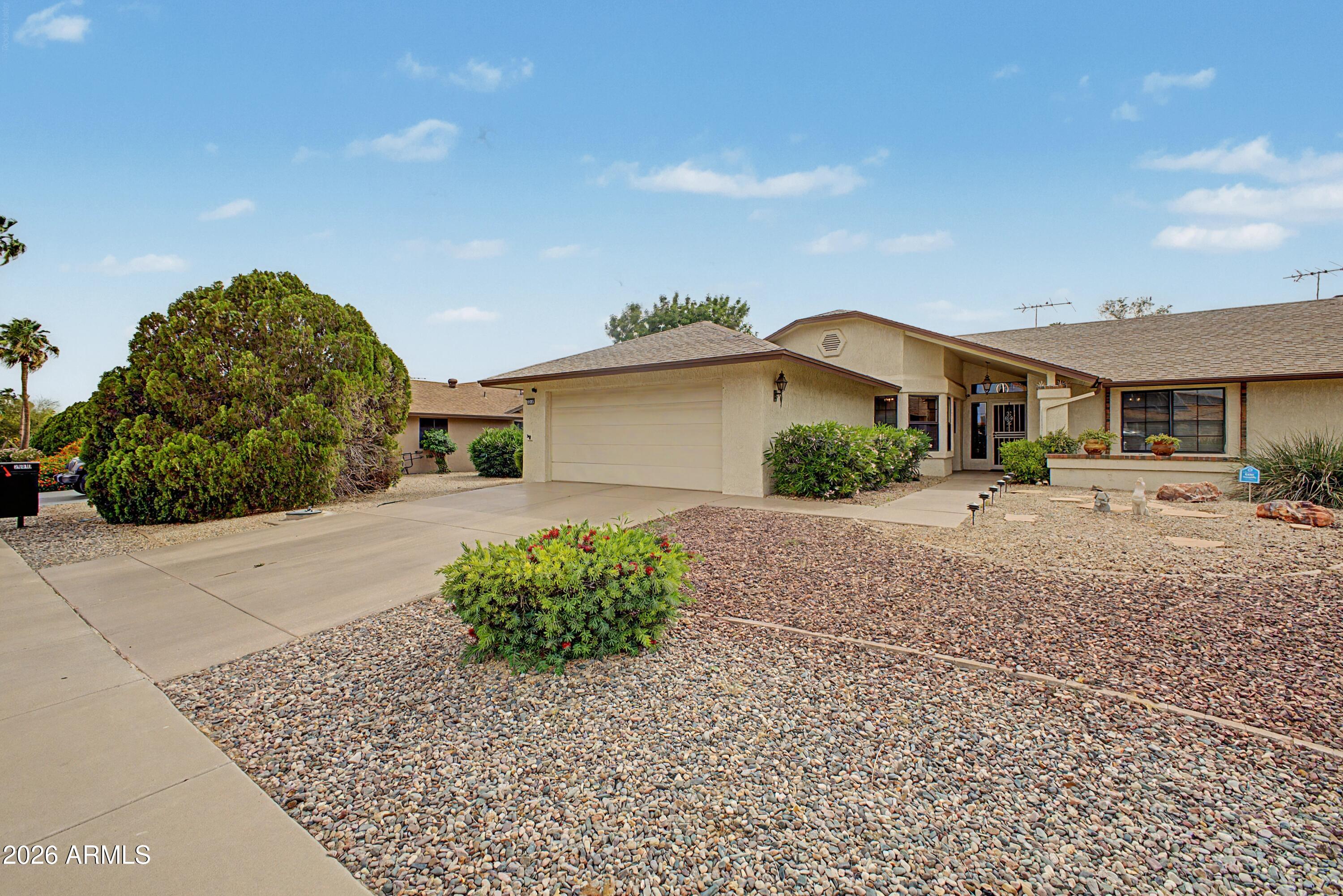 20410 N SPRING MEADOW Drive, Sun City West, AZ 85375