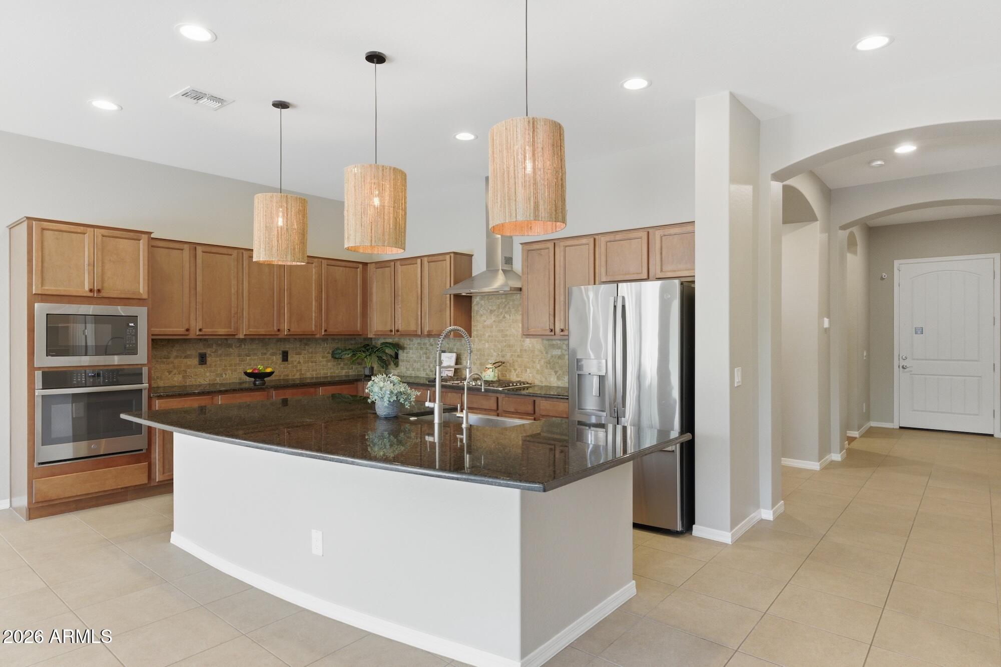 41301 W SUSSEX Drive, Maricopa, AZ 85138