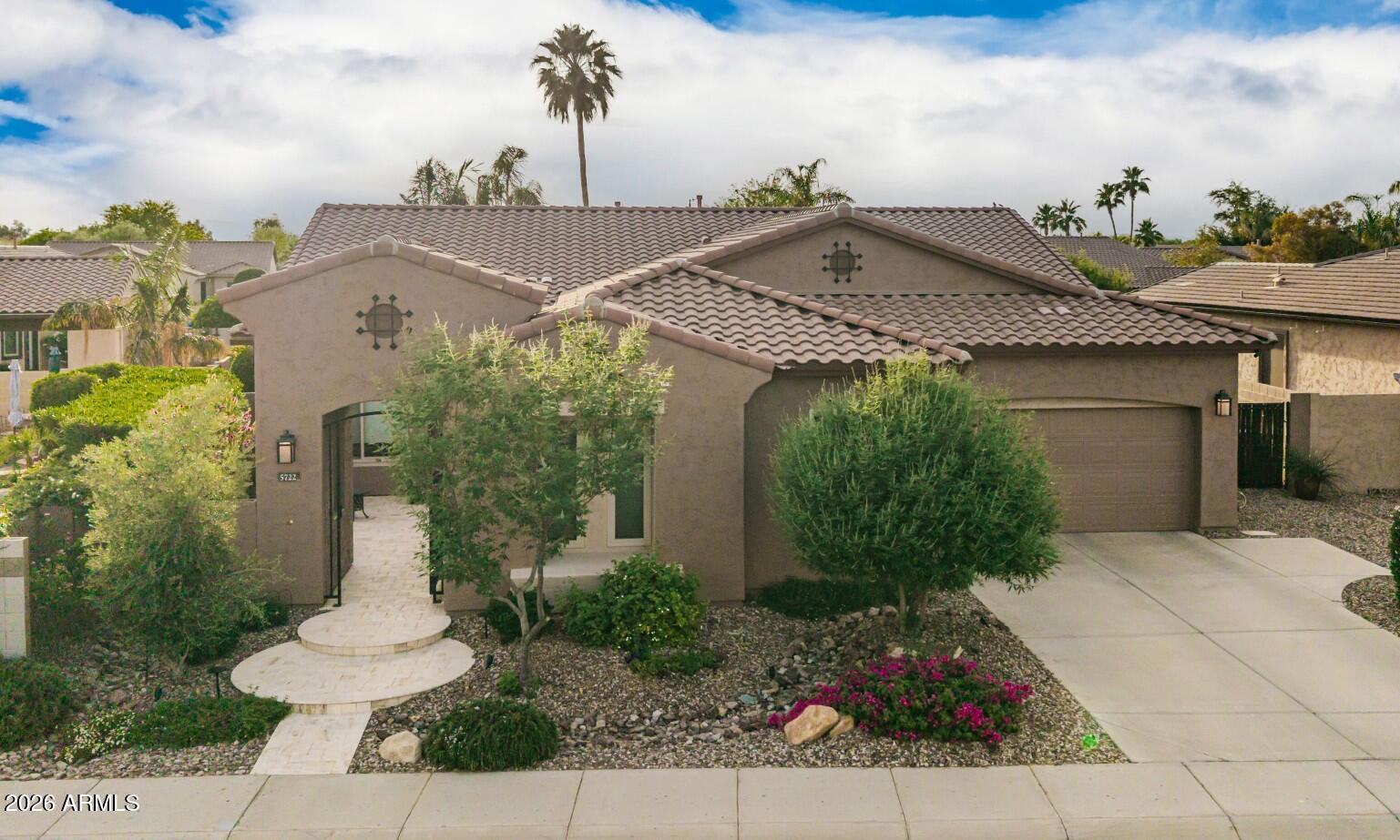 5722 S MESQUITE GROVE Way, Chandler, AZ 85249