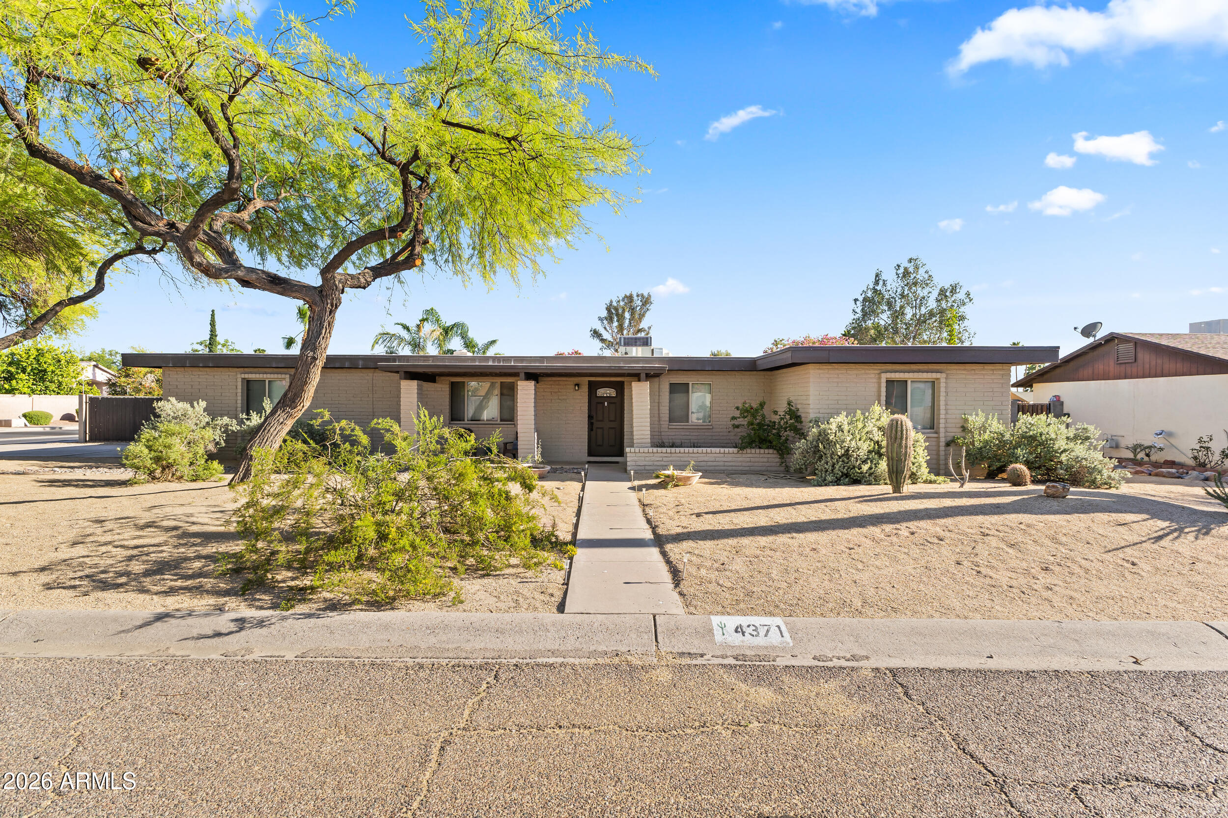 4371 E VILLA MARIA Drive, Phoenix, AZ 85032