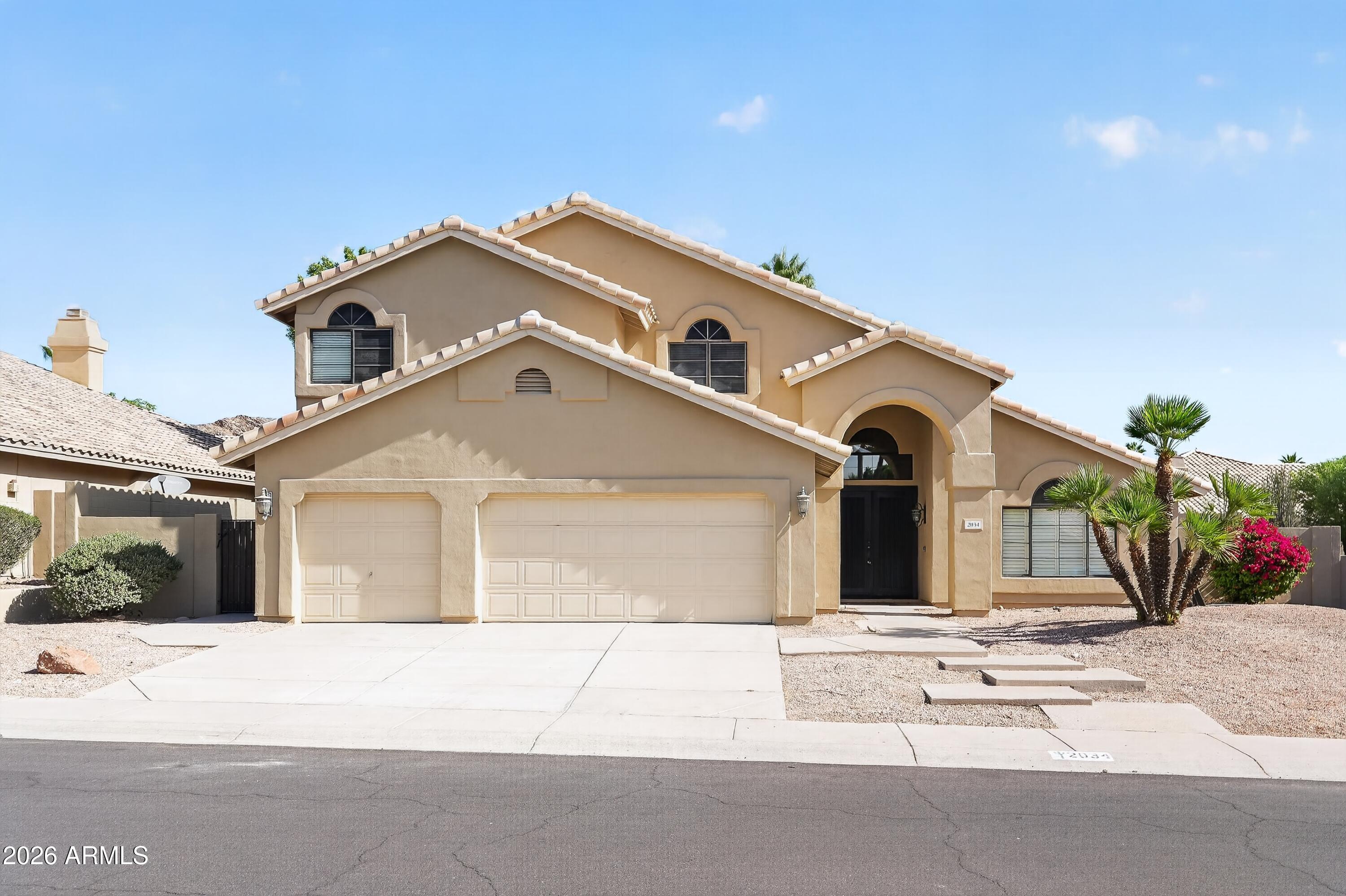 2034 E CATHEDRAL ROCK Drive, Phoenix, AZ 85048