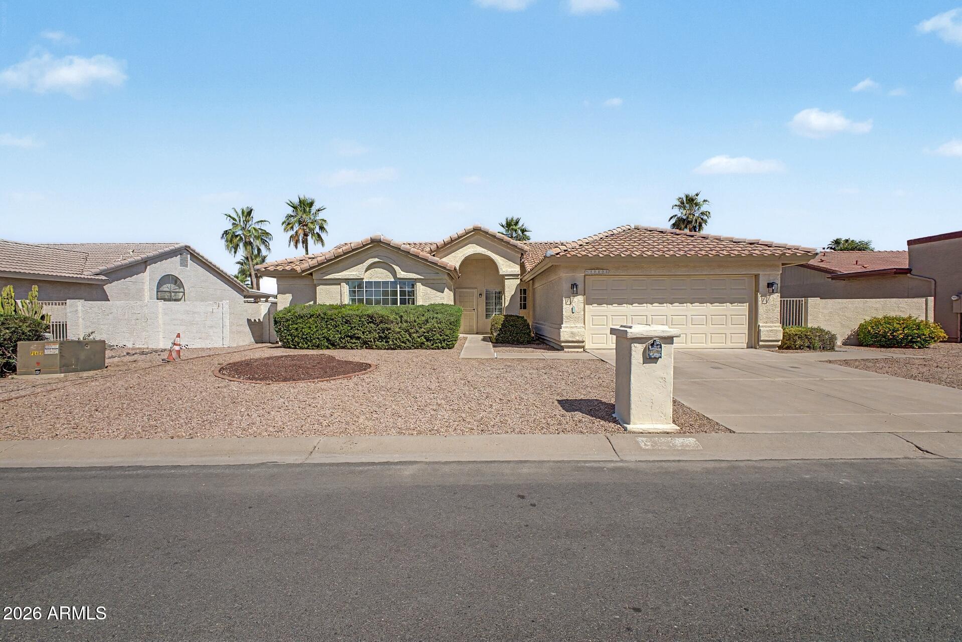 10604 E BELLFLOWER Drive, Sun Lakes, AZ 85248