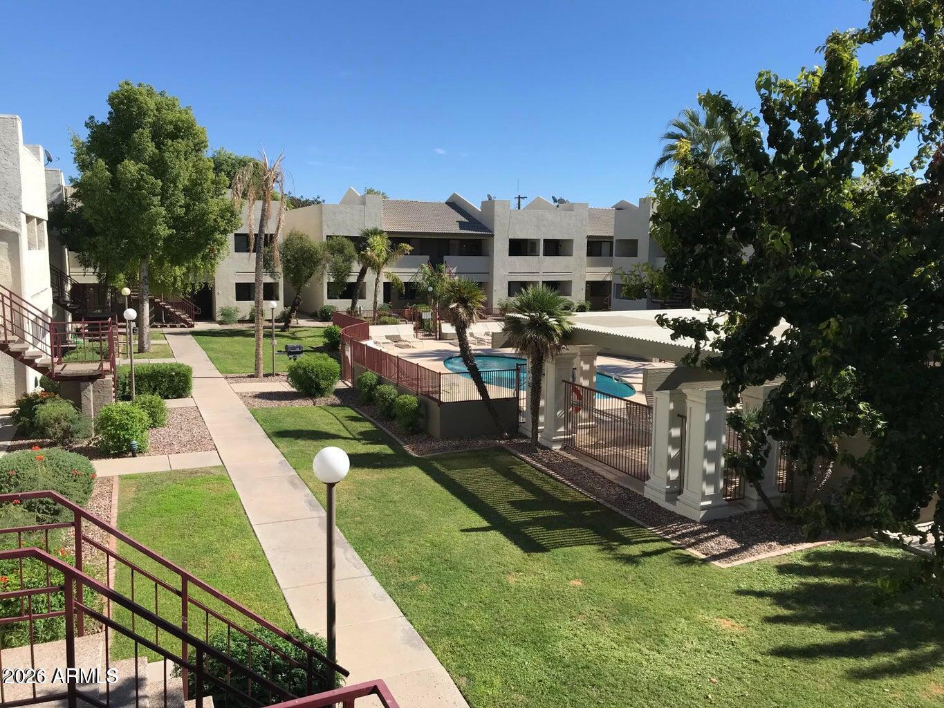 3301 E Earll Drive 219, Phoenix, AZ 85018