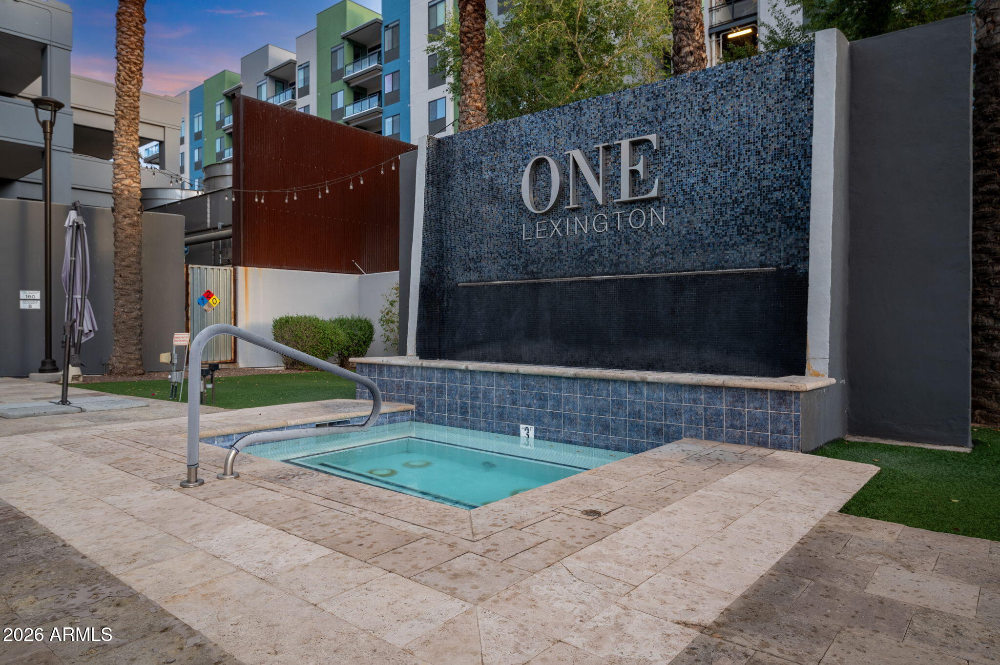 1 E LEXINGTON Avenue 1001, Phoenix, AZ 85012
