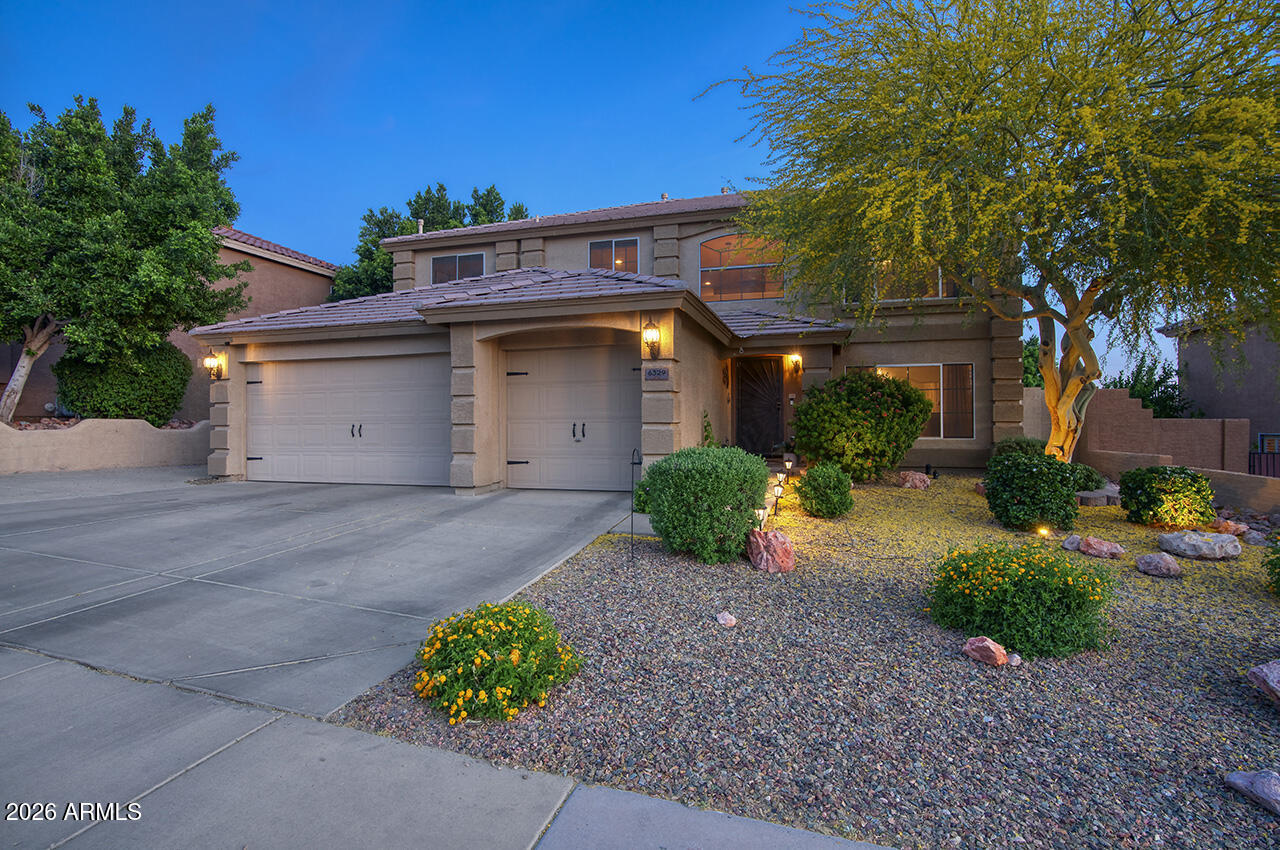 6329 W HONEYSUCKLE Drive, Phoenix, AZ 85083