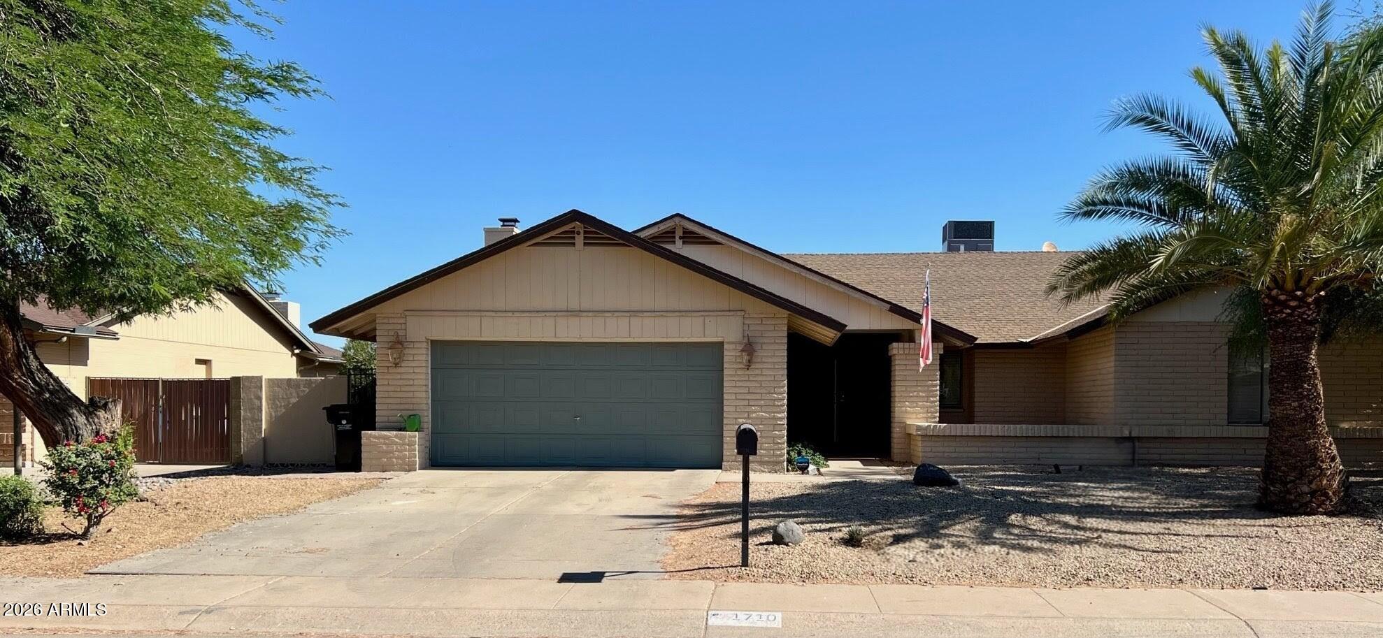 1710 W BANFF Lane, Phoenix, AZ 85023