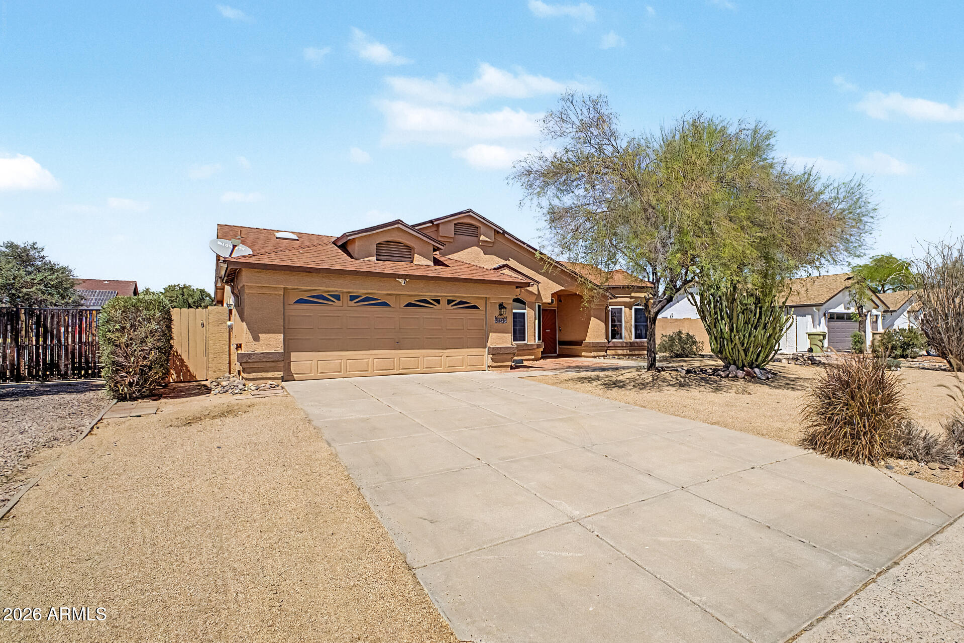 6138 W PARADISE Lane, Glendale, AZ 85306
