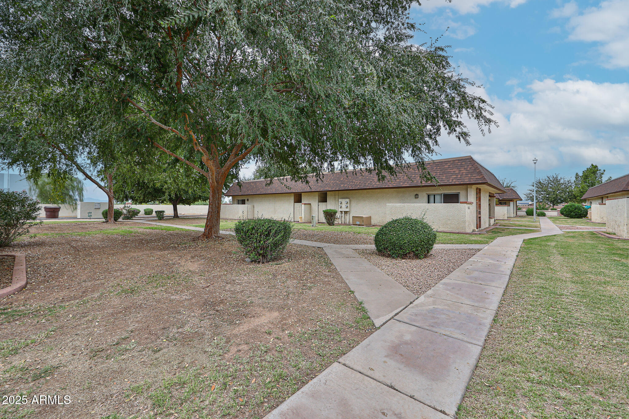 10620 W NORTHERN Avenue 5, Glendale, AZ 85307