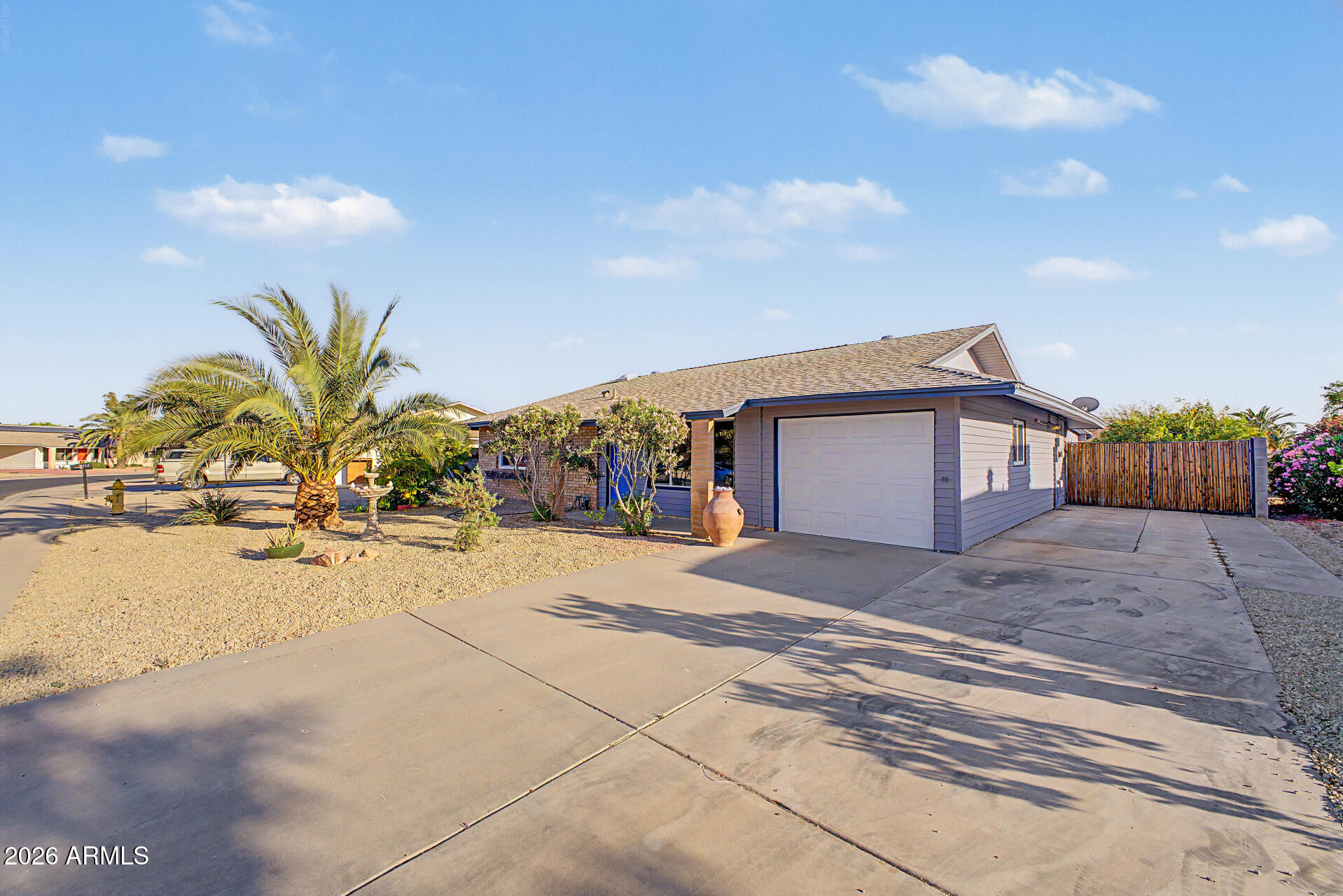9715 W DESERT HILLS Drive, Sun City, AZ 85351