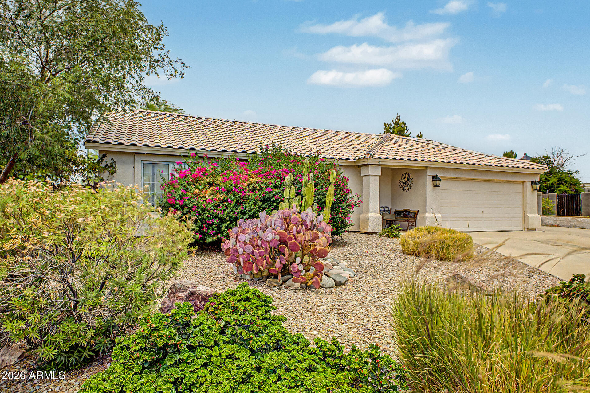 8010 E FOX Street, Mesa, AZ 85207