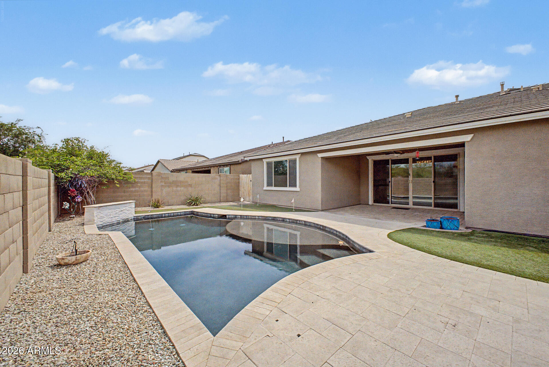 8010 W ATLANTIS Way, Phoenix, AZ 85043