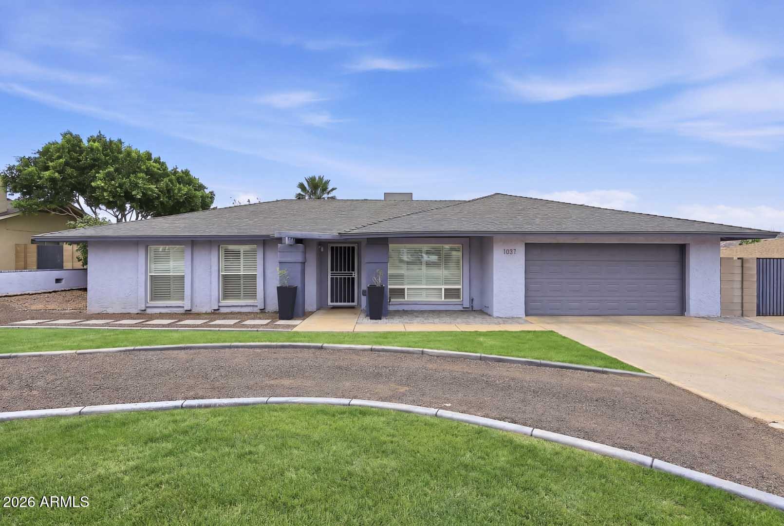 1037 E ACOMA Drive, Phoenix, AZ 85022