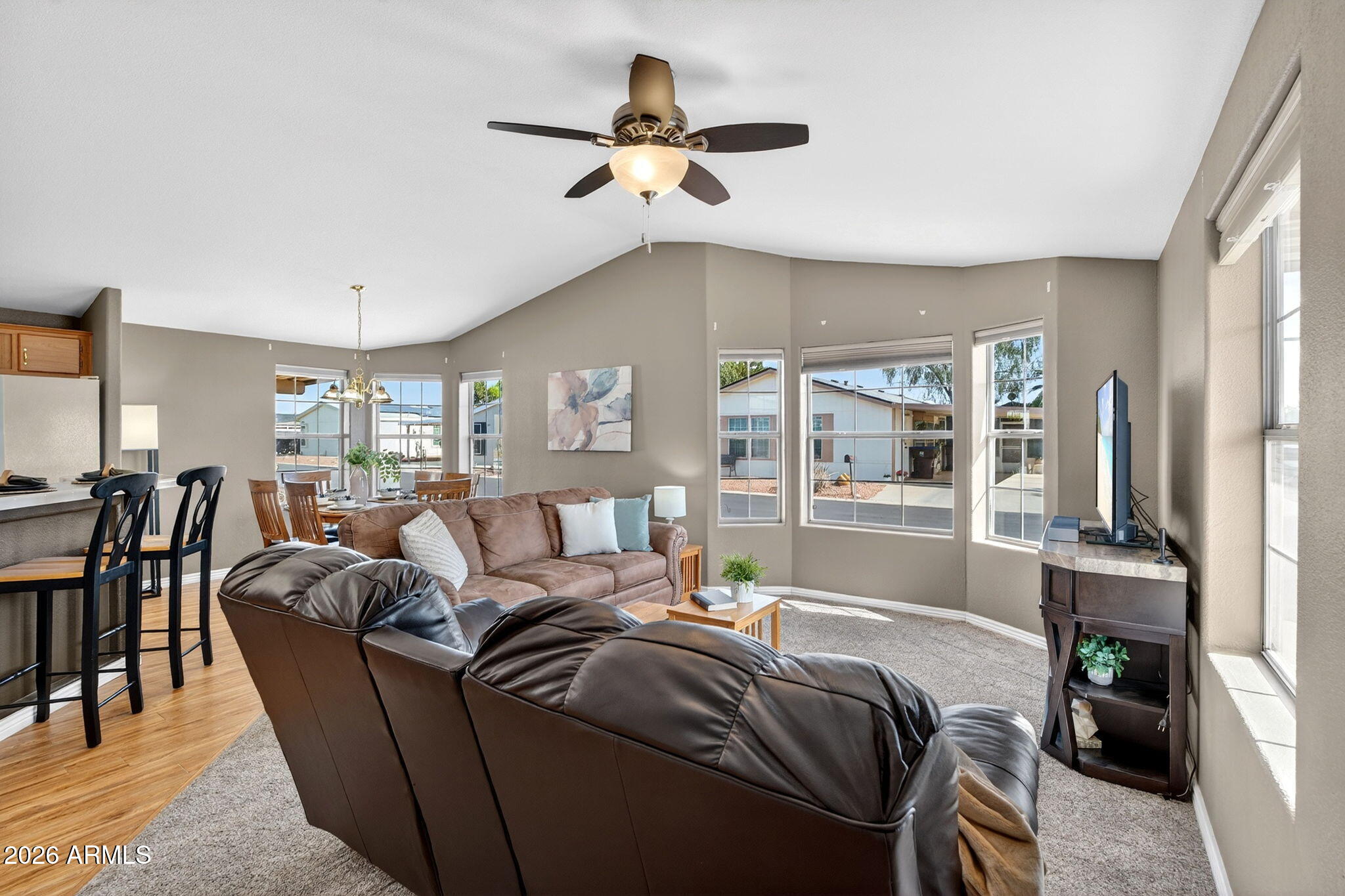 804 E TEE Street, San Tan Valley, AZ 85140