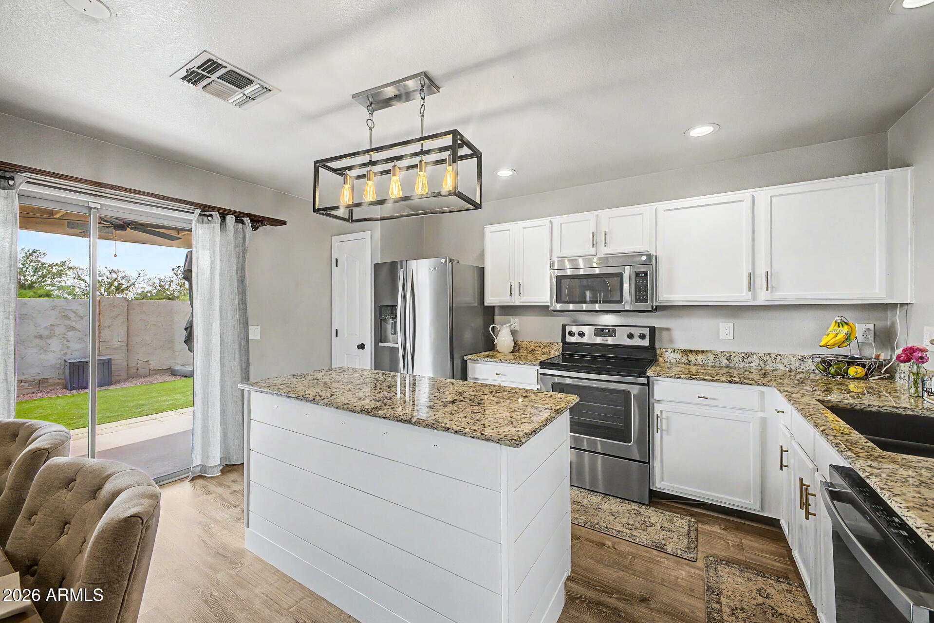 2236 S LYNCH, Mesa, AZ 85209