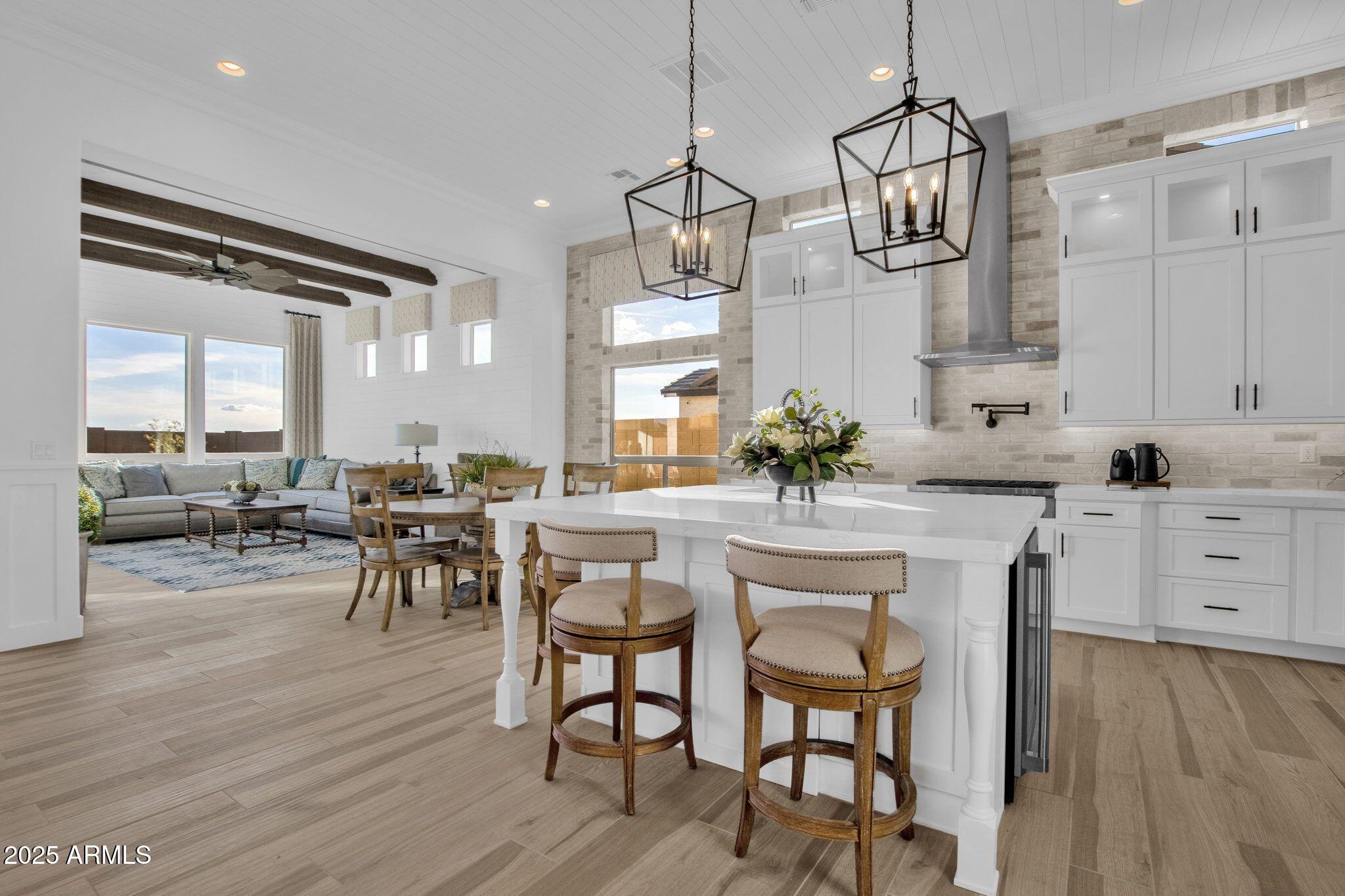 2540 E PRESIDIO Street, Mesa, AZ 85213