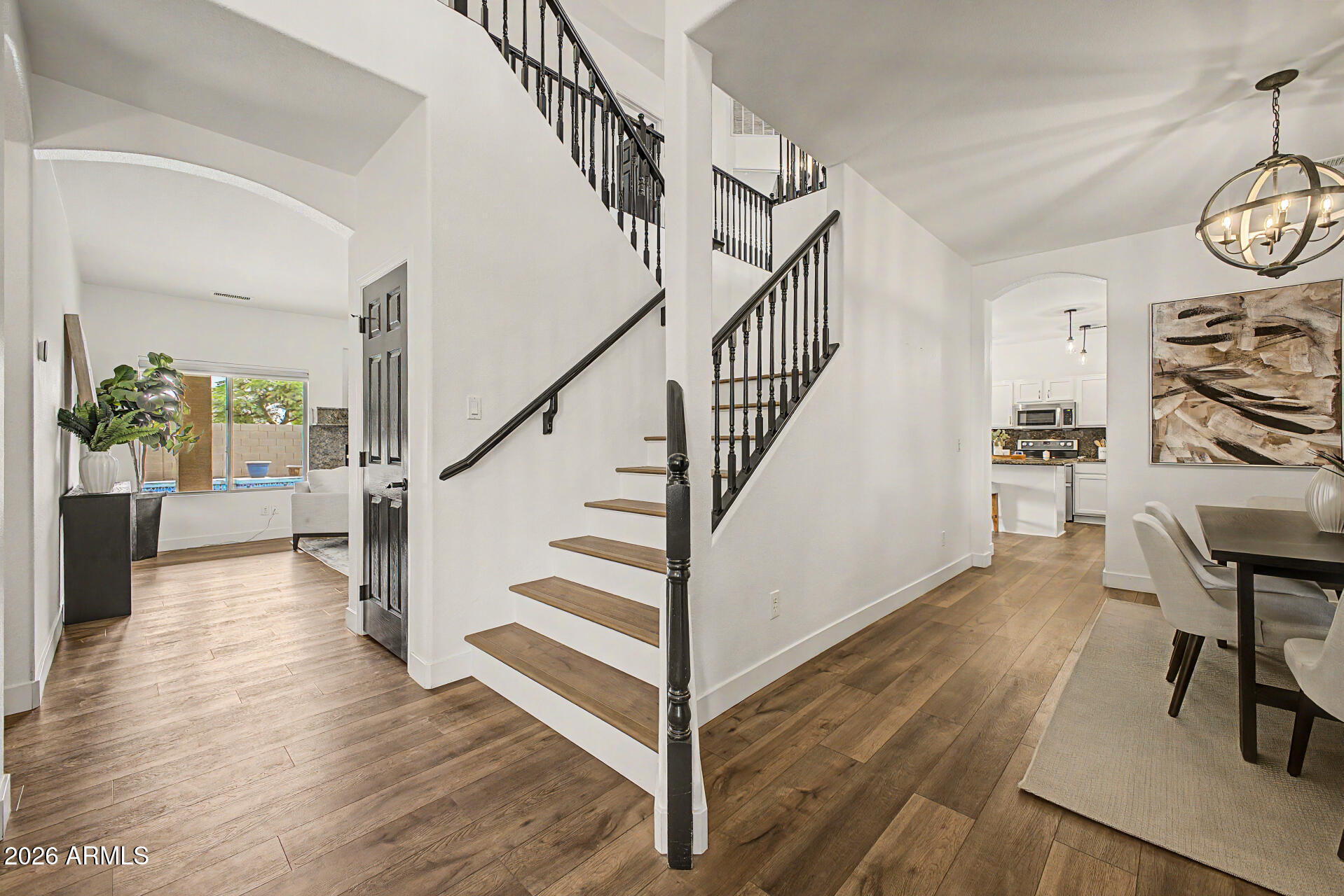 1095 W MULBERRY Drive, Chandler, AZ 85286