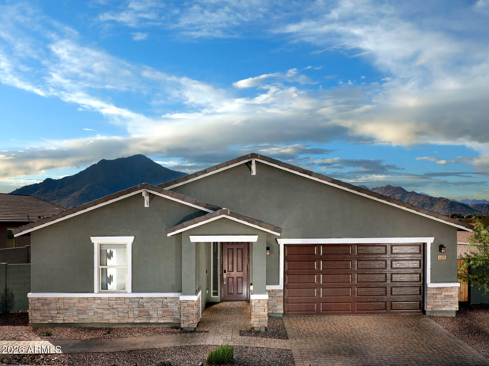 4439 W HUNTER Trail, San Tan Valley, AZ 85144