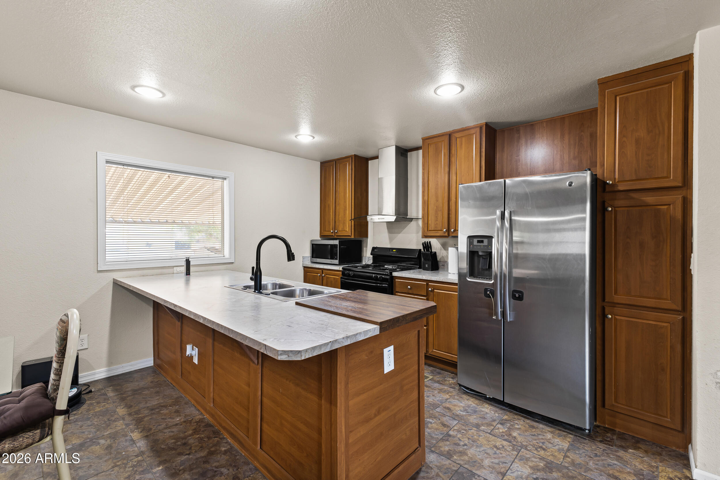 244 N 81ST Street, Mesa, AZ 85207