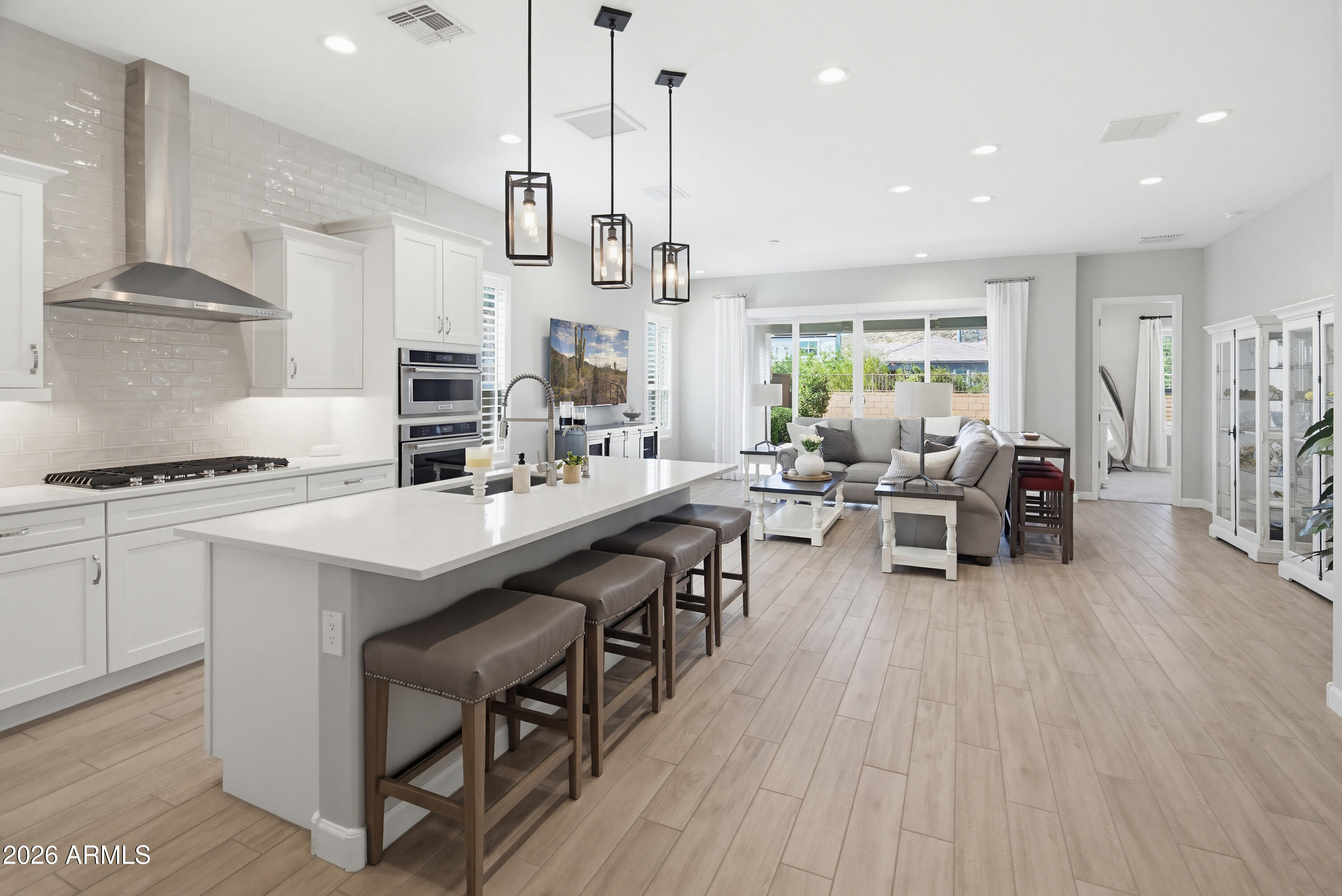 2120 E PARK VIEW Lane, Phoenix, AZ 85024