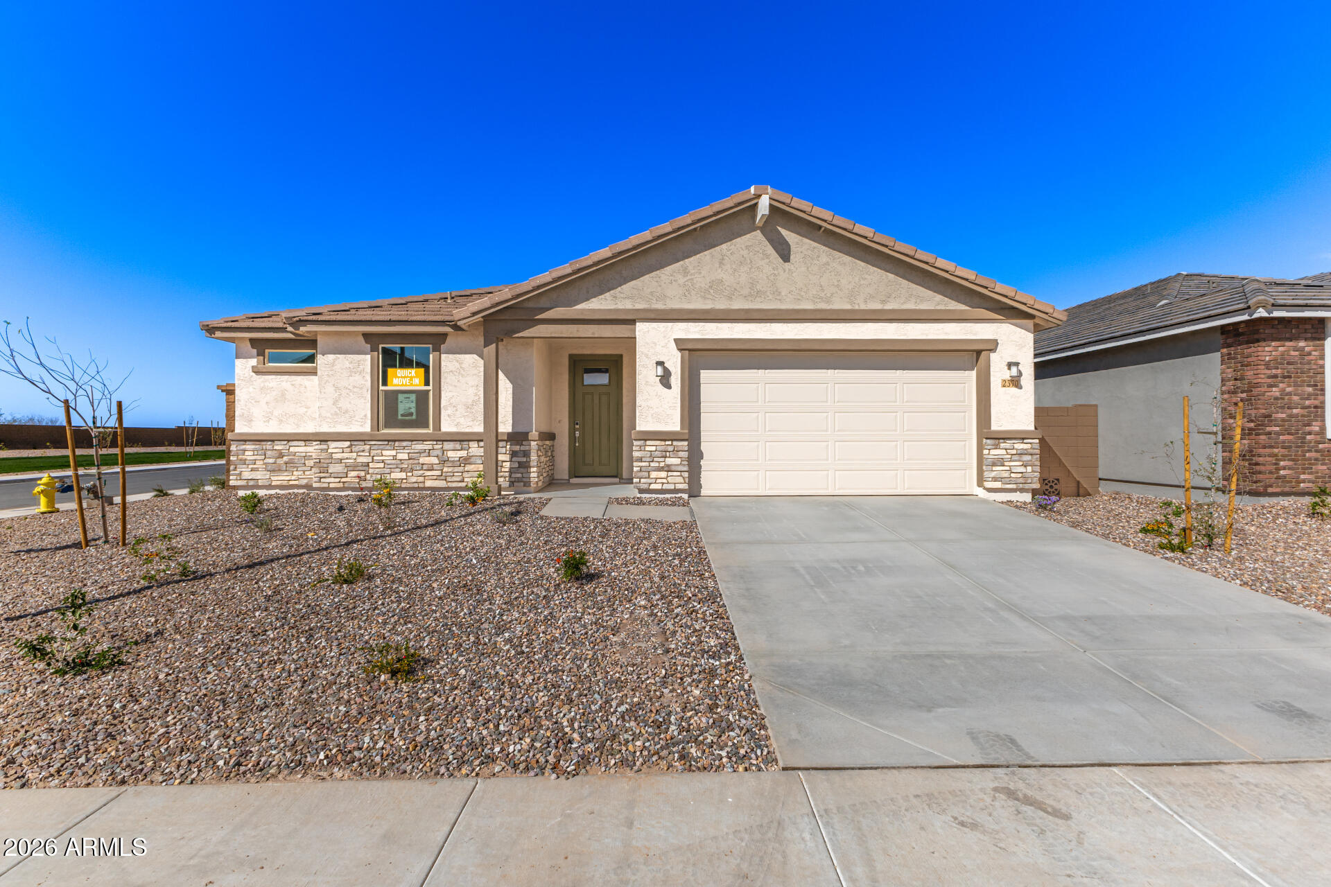 2370 E Dolcetto Drive, San Tan Valley, AZ 85143