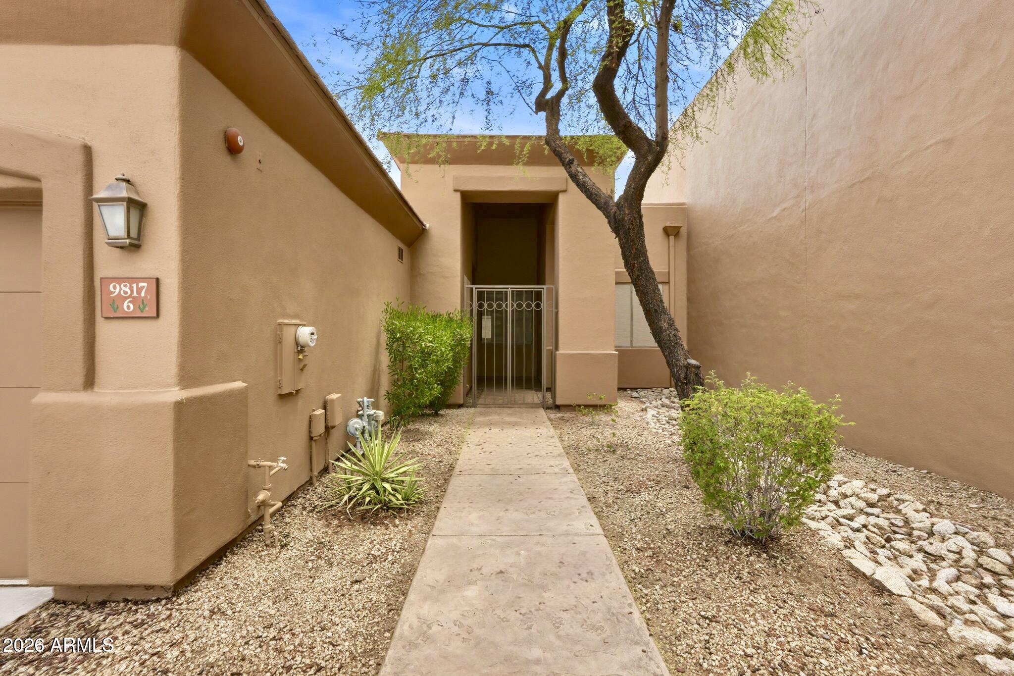 9817 N AZURE Court 6, Fountain Hills, AZ 85268