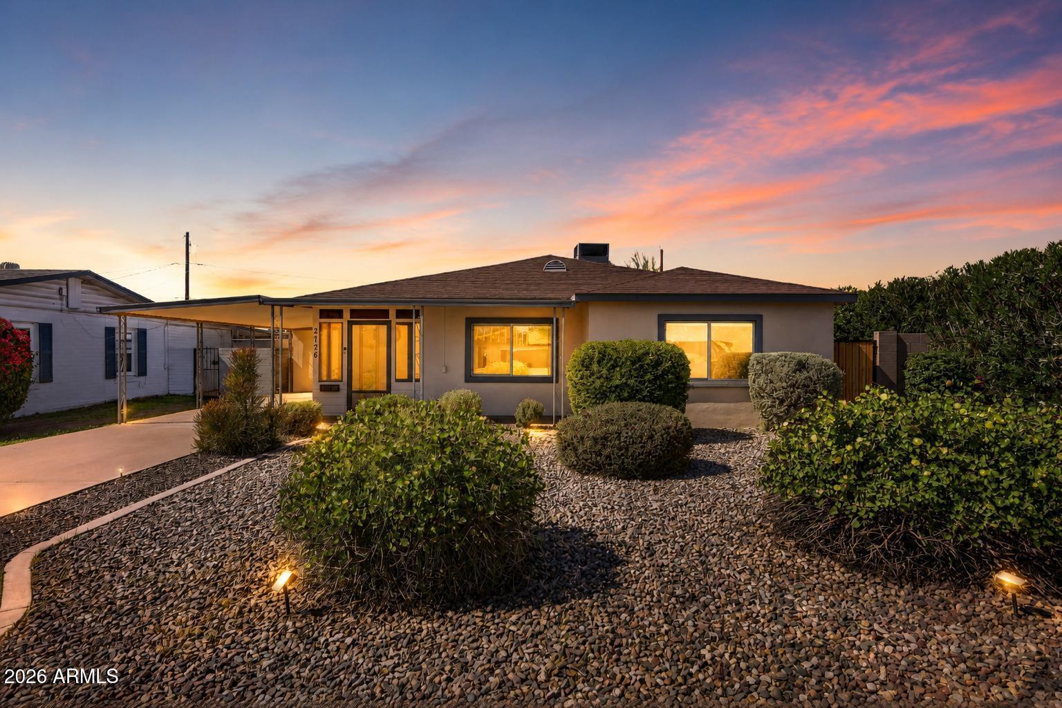 2726 E FAIRMOUNT Avenue, Phoenix, AZ 85016