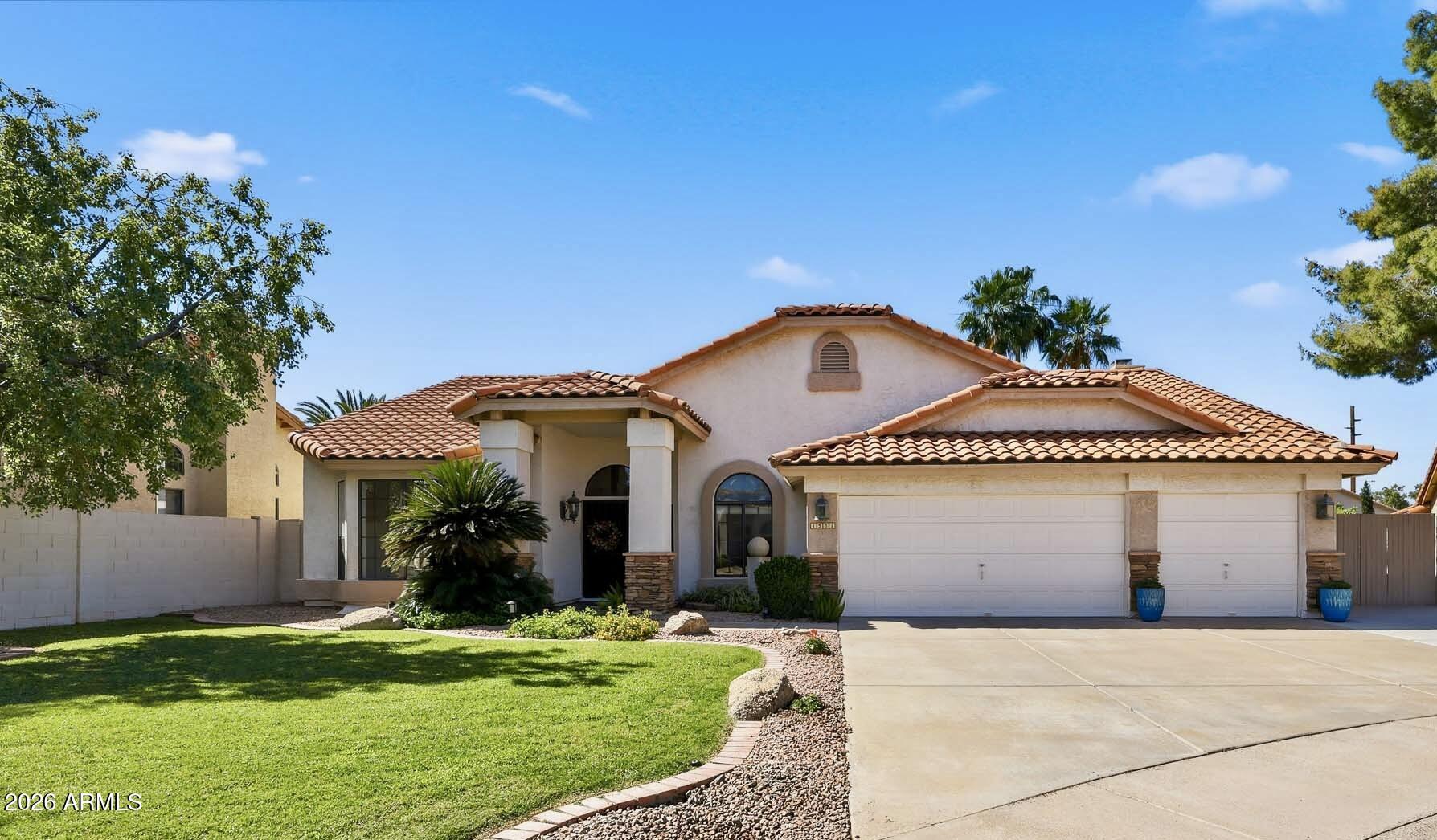 1531 W SHERRI Drive, Gilbert, AZ 85233