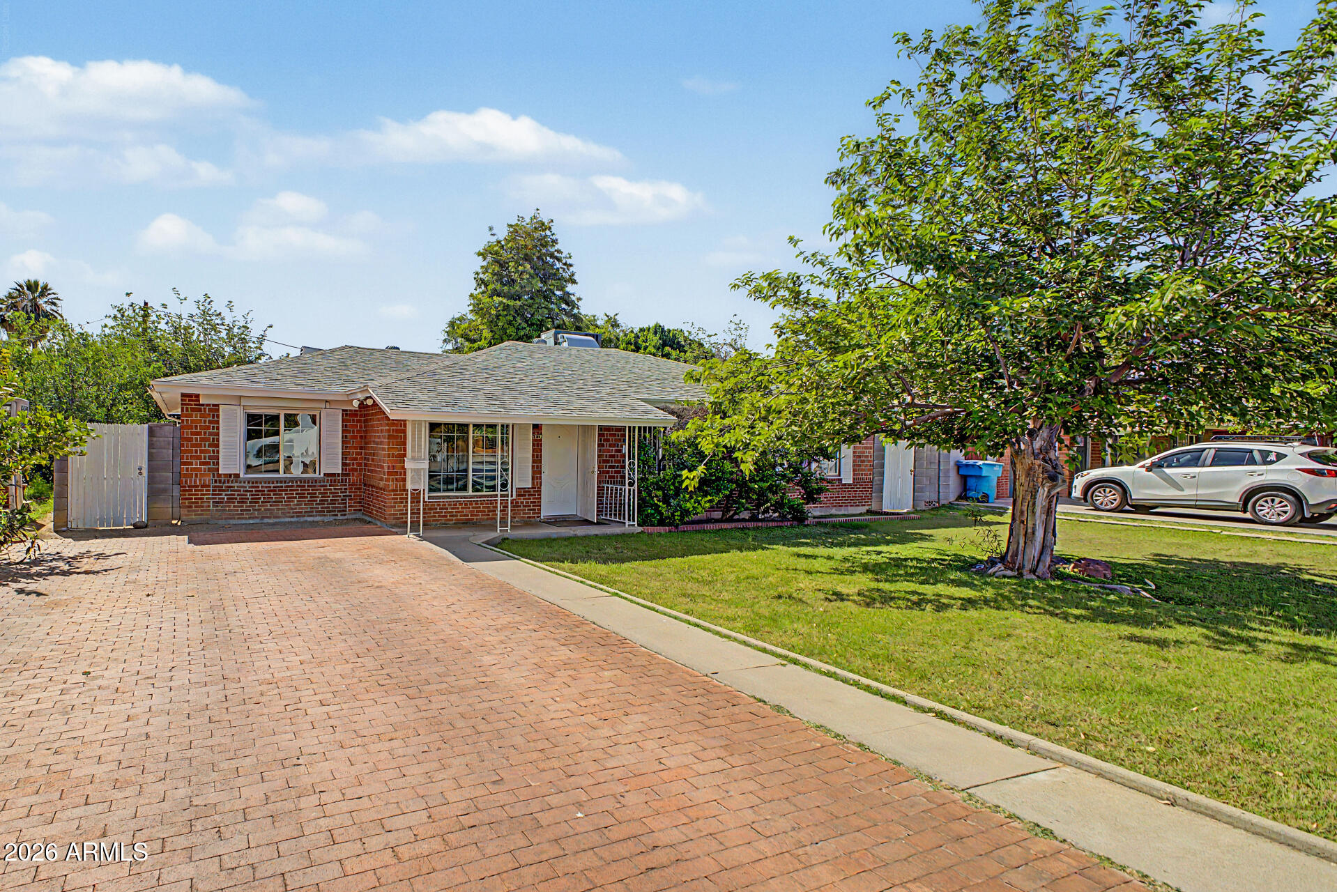 6138 N 15TH Avenue, Phoenix, AZ 85015
