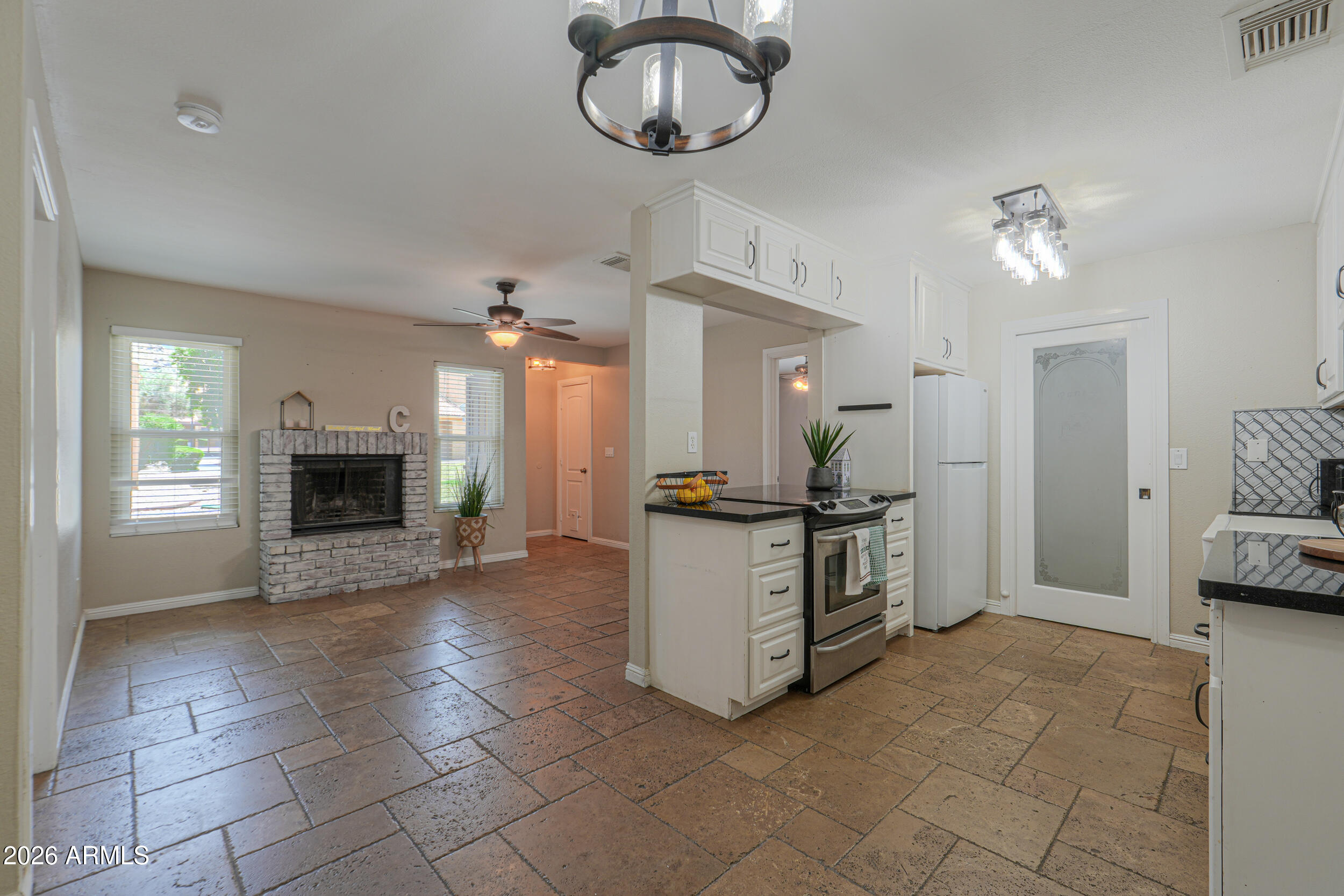 3511 E BASELINE Road 1004, Phoenix, AZ 85042