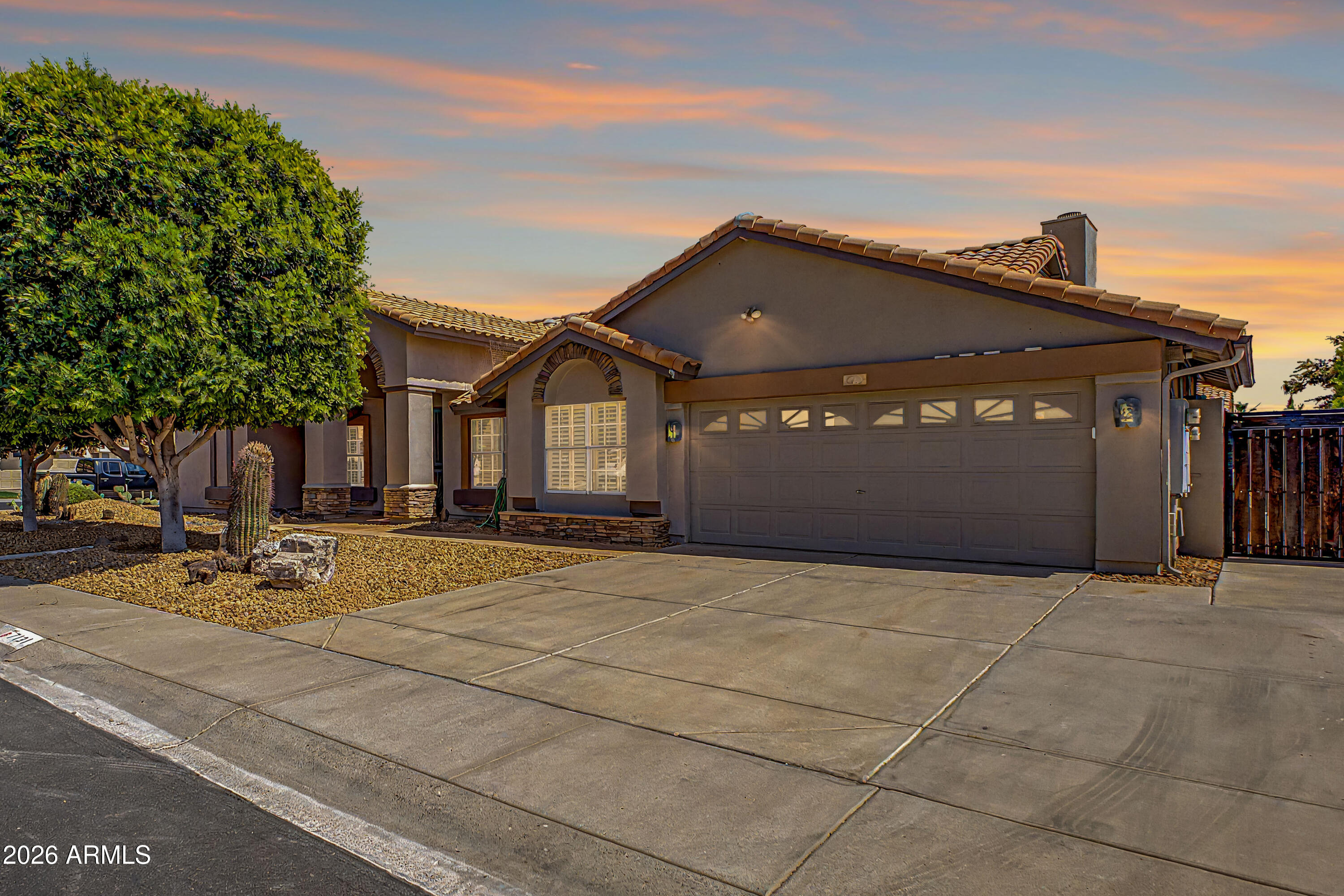 7131 W VOLTAIRE Avenue, Peoria, AZ 85381