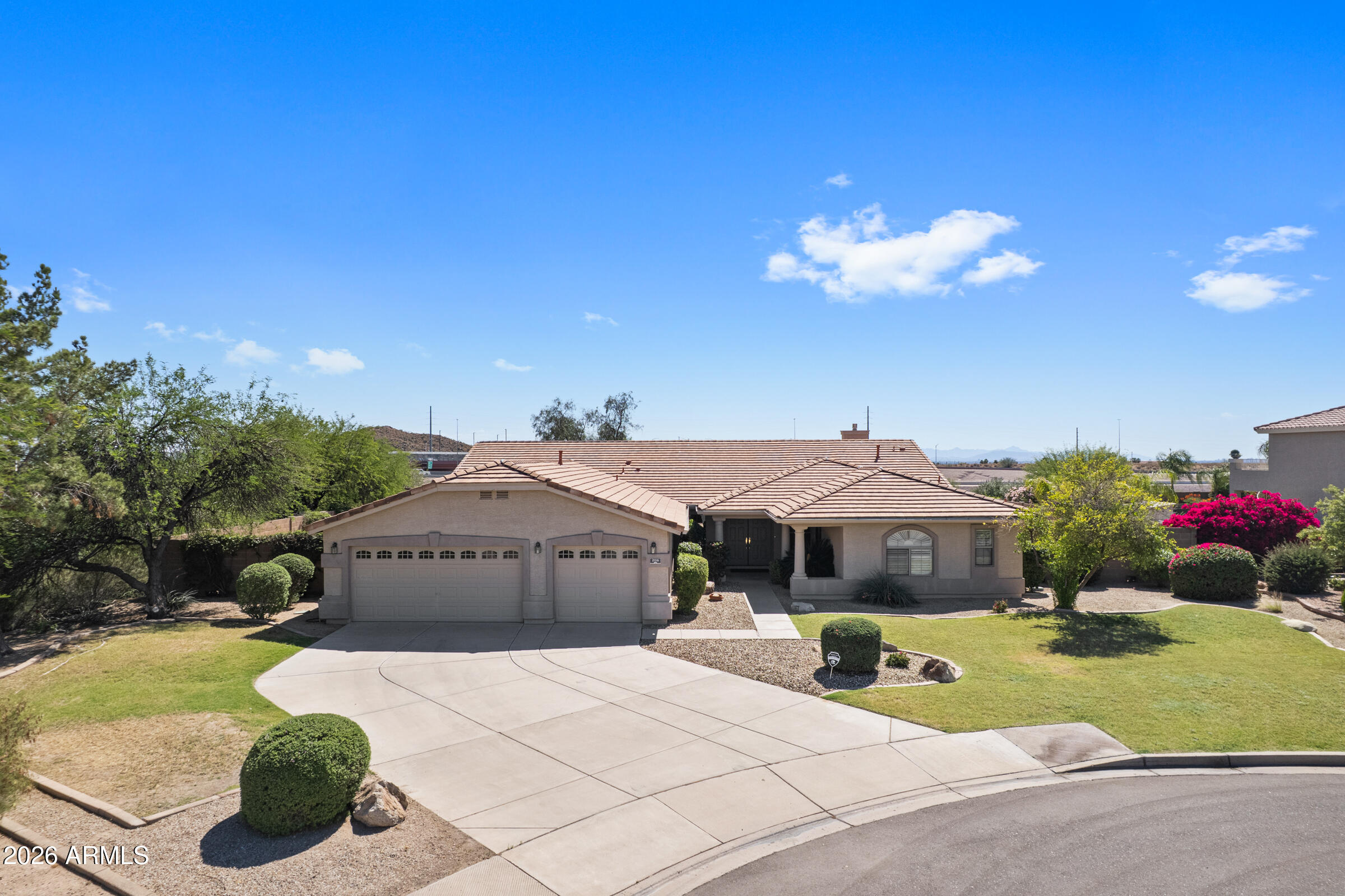 2116 N AVOCA, Mesa, AZ 85207