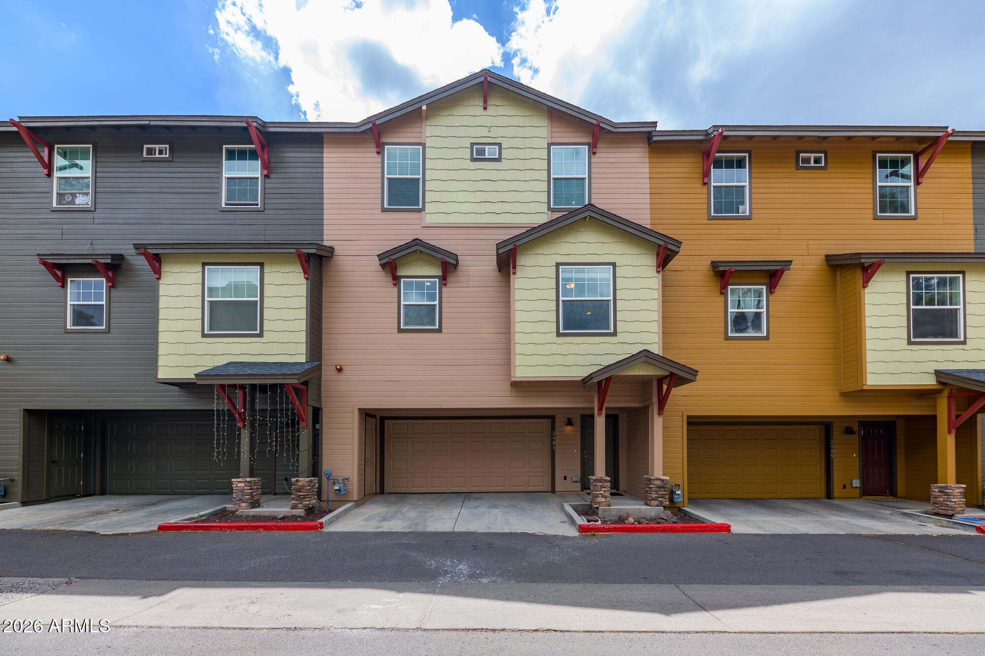 2451 W Pikes Peak Drive, Flagstaff, AZ 86001