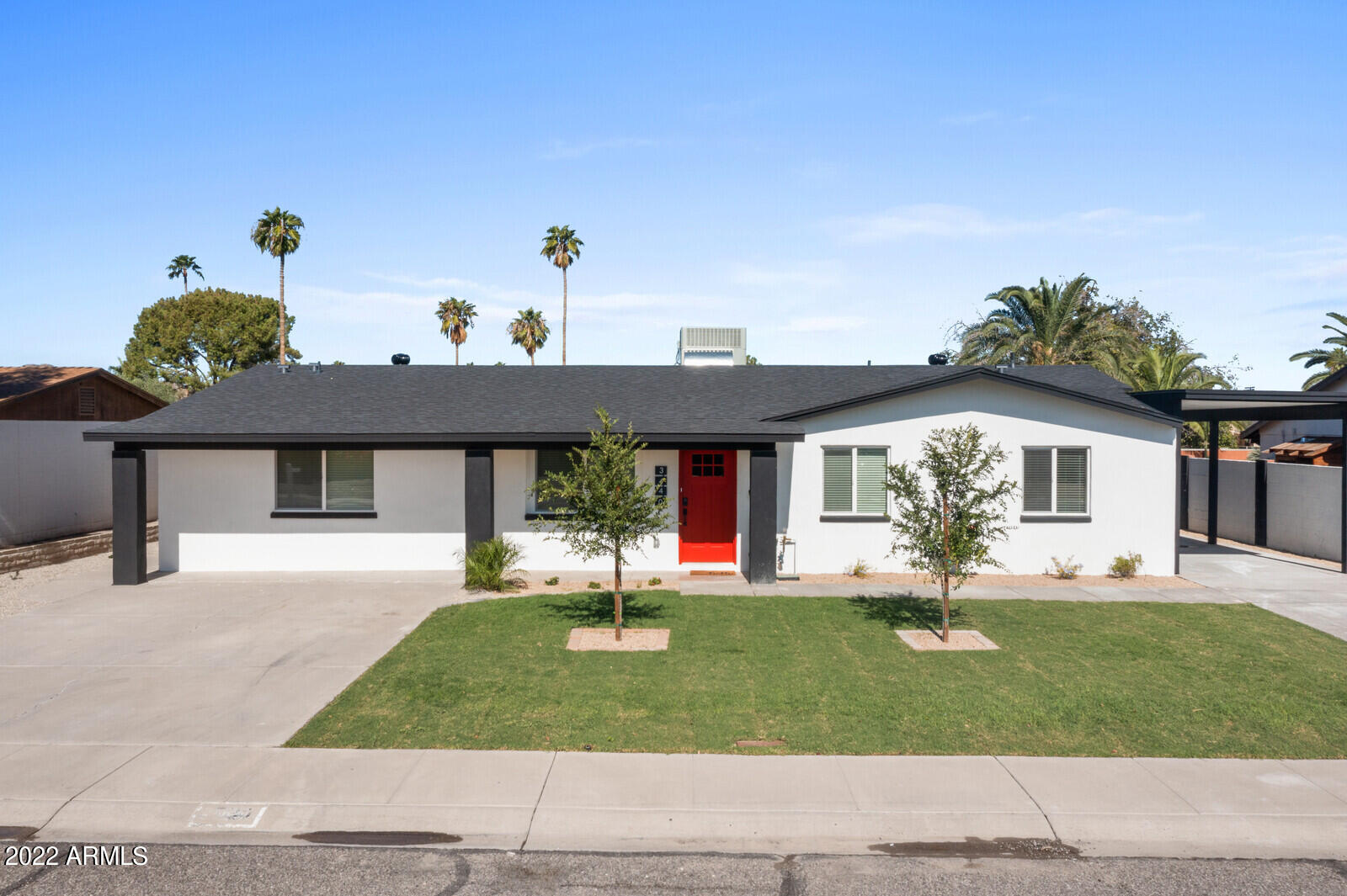 3440 E LAUREL Lane, Phoenix, AZ 85028