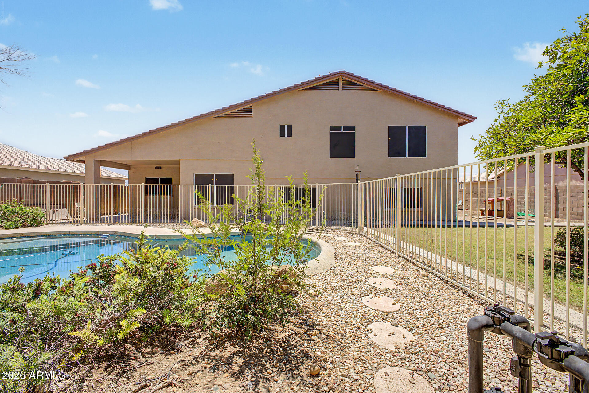 7672 W BETTY ELYSE Lane, Peoria, AZ 85382