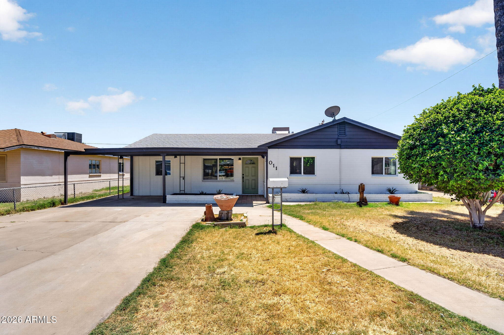 5011 W FLYNN Lane, Glendale, AZ 85301