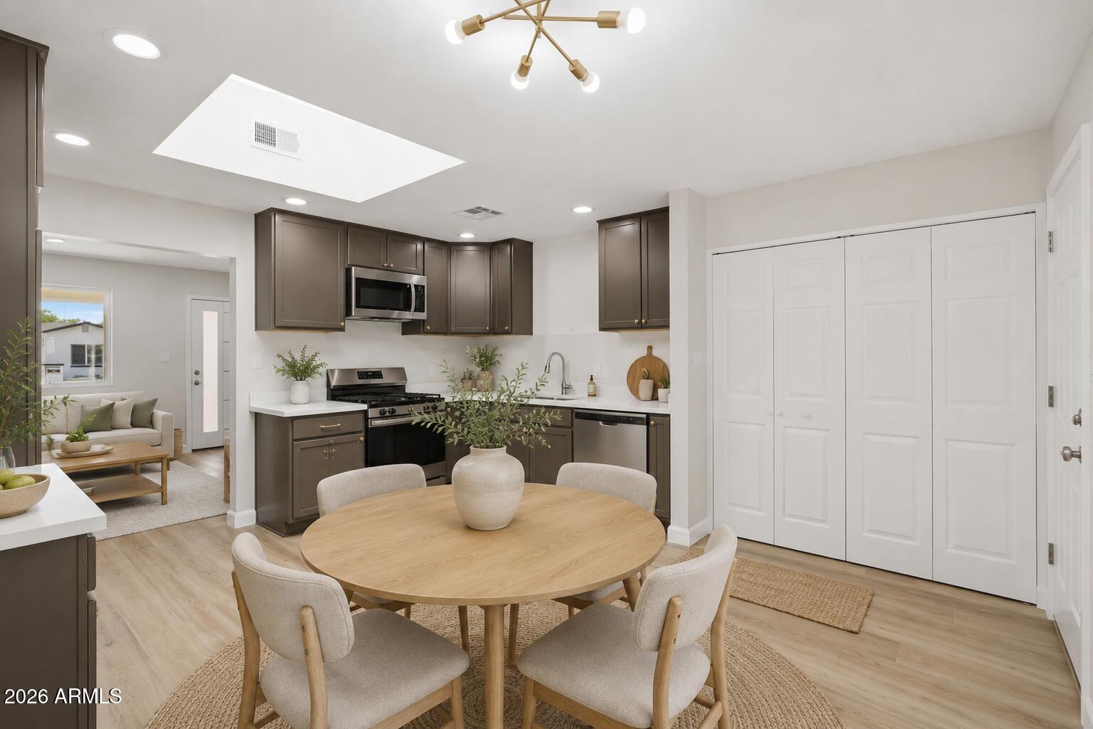 1818 E MONTEREY Way, Phoenix, AZ 85016