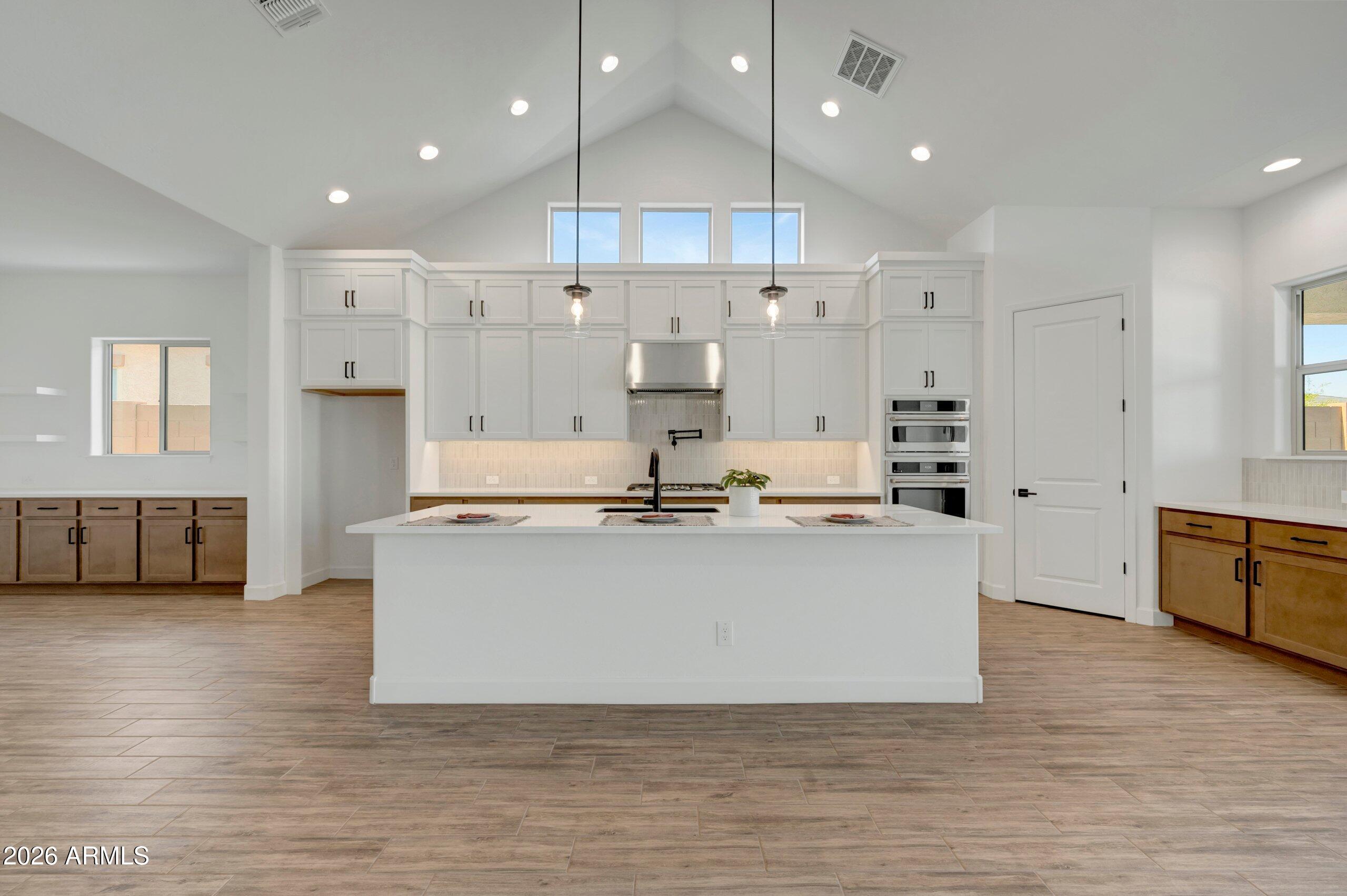 6823 N 190TH Drive, Waddell, AZ 85355