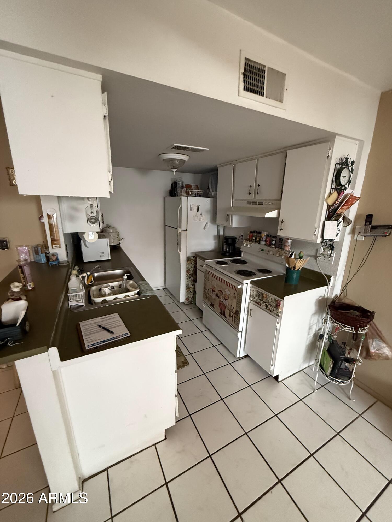 2132 W GLENROSA Avenue 84B, Phoenix, AZ 85015