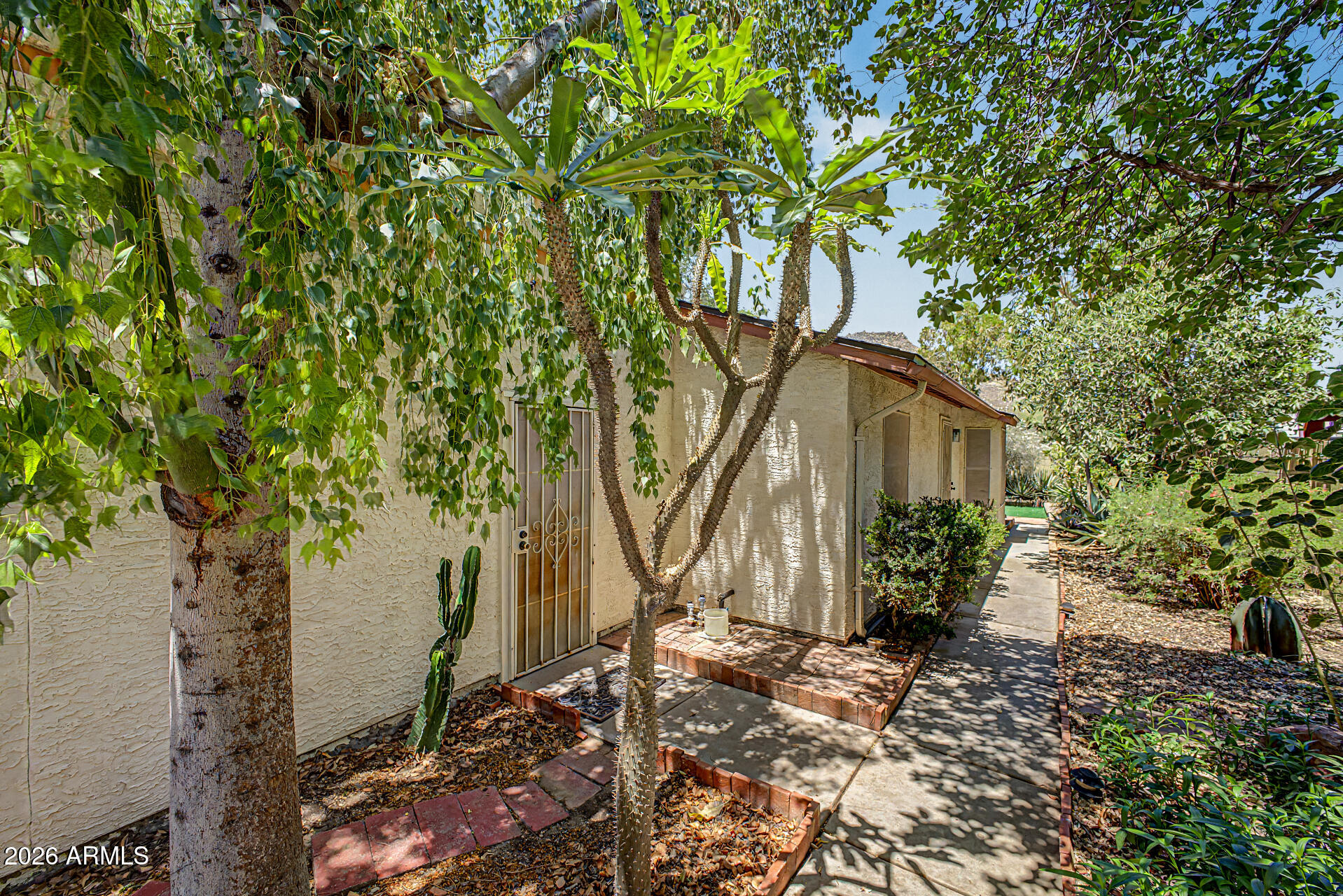 4742 W ESCUDA Drive, Glendale, AZ 85308