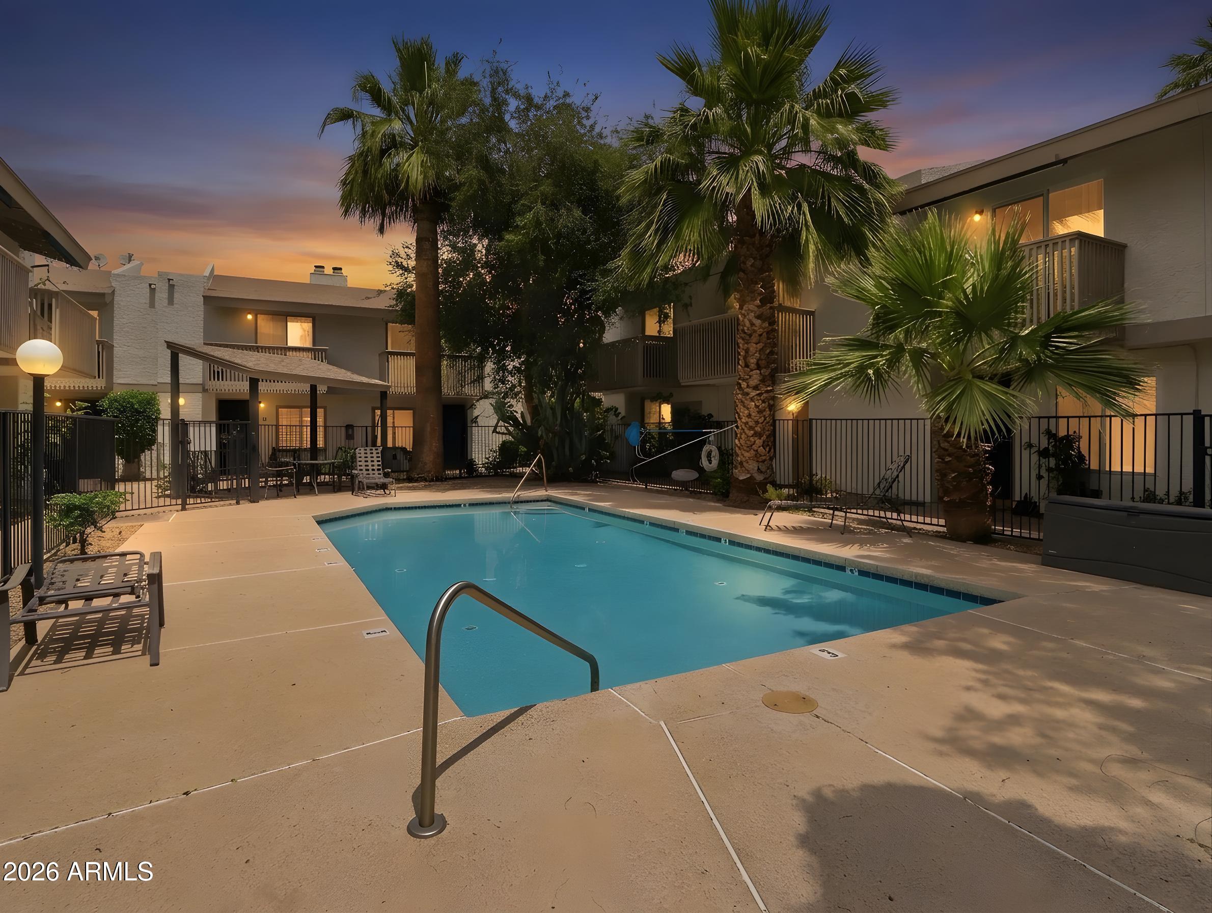 1402 E OSBORN Road 2, Phoenix, AZ 85014