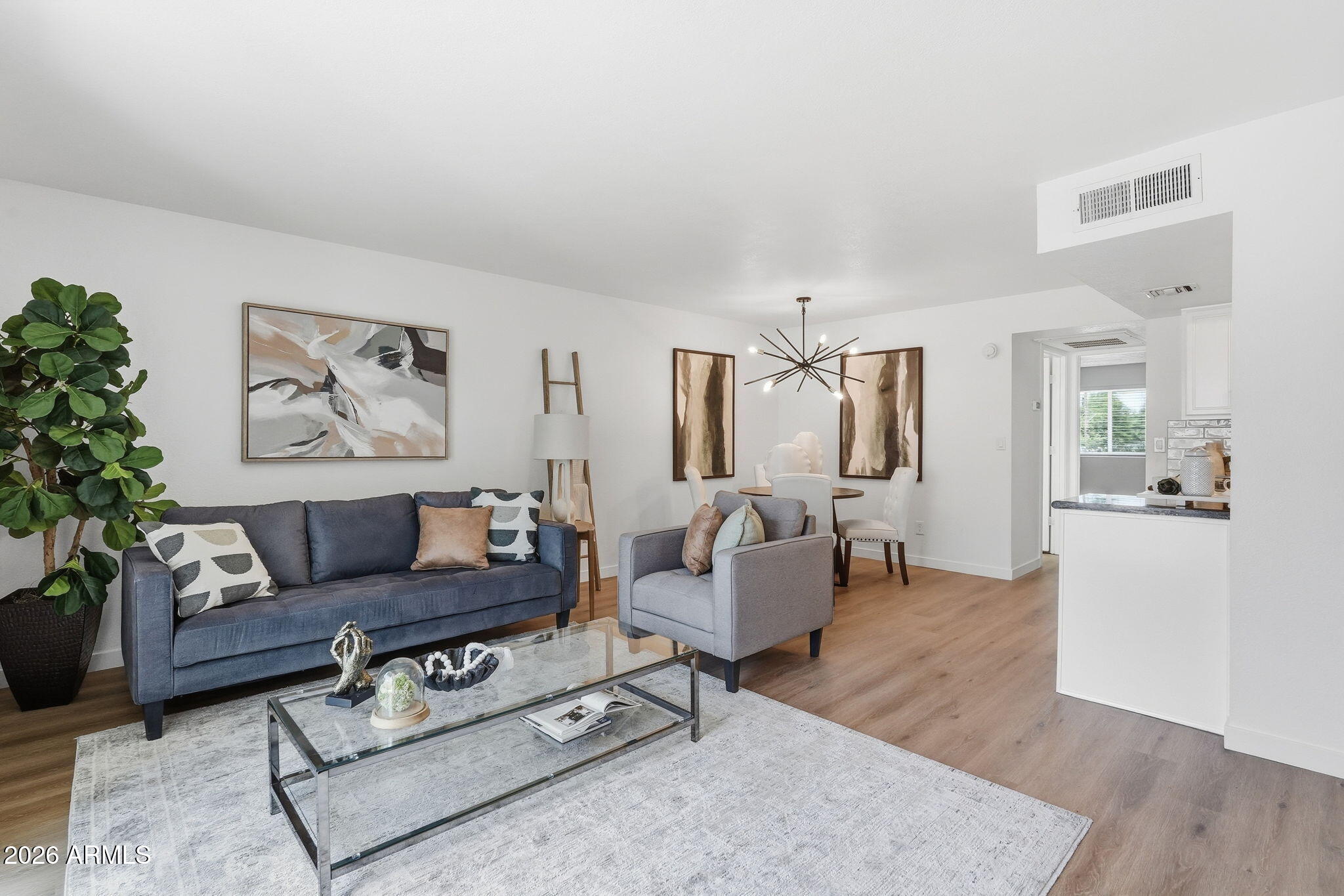 740 W ELM Street 218, Phoenix, AZ 85013