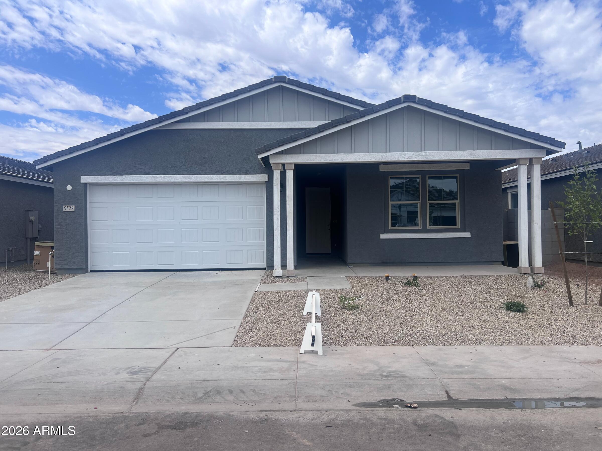 9528 W GABY Road, Tolleson, AZ 85353
