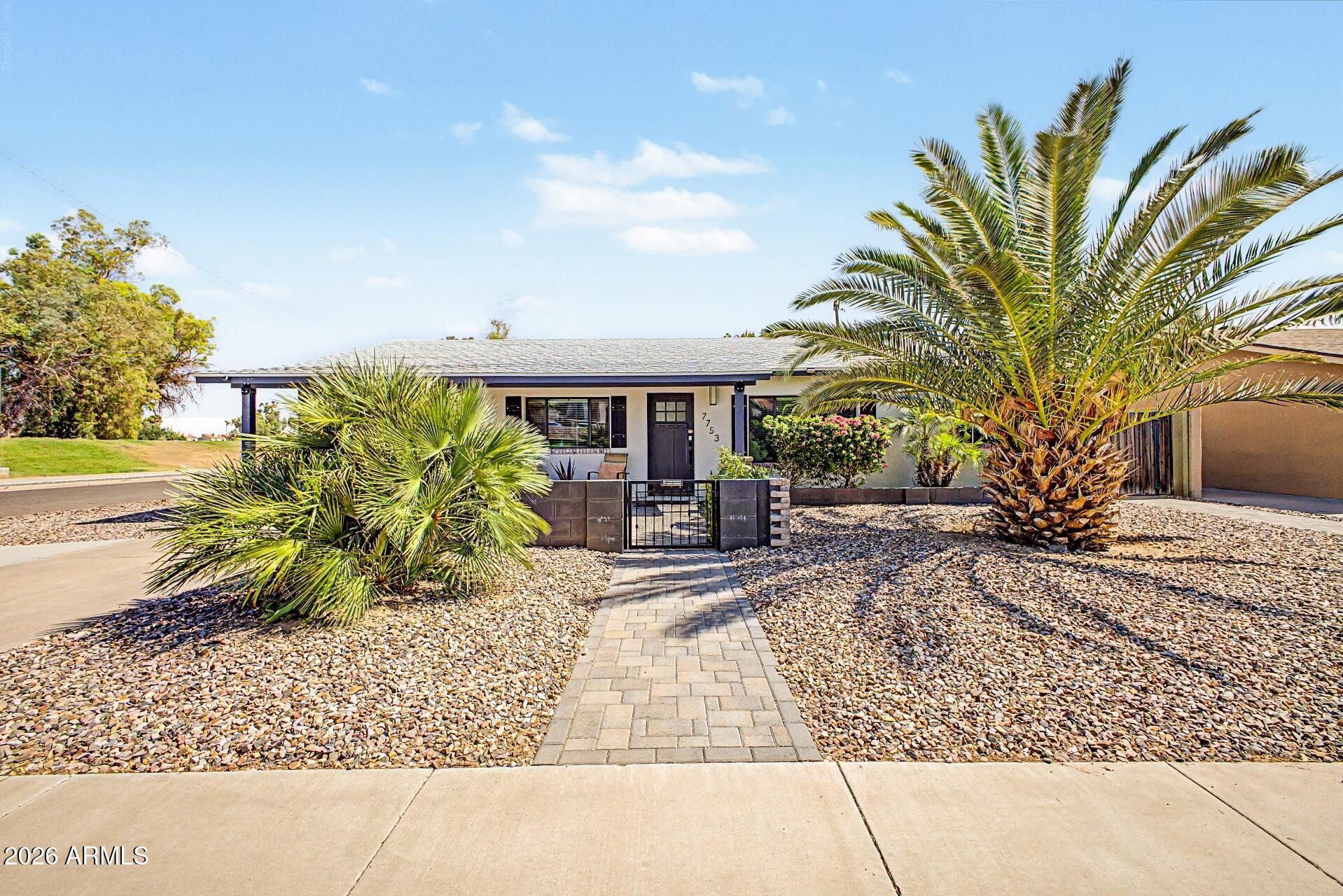 7753 E Earll Drive, Scottsdale, AZ 85251