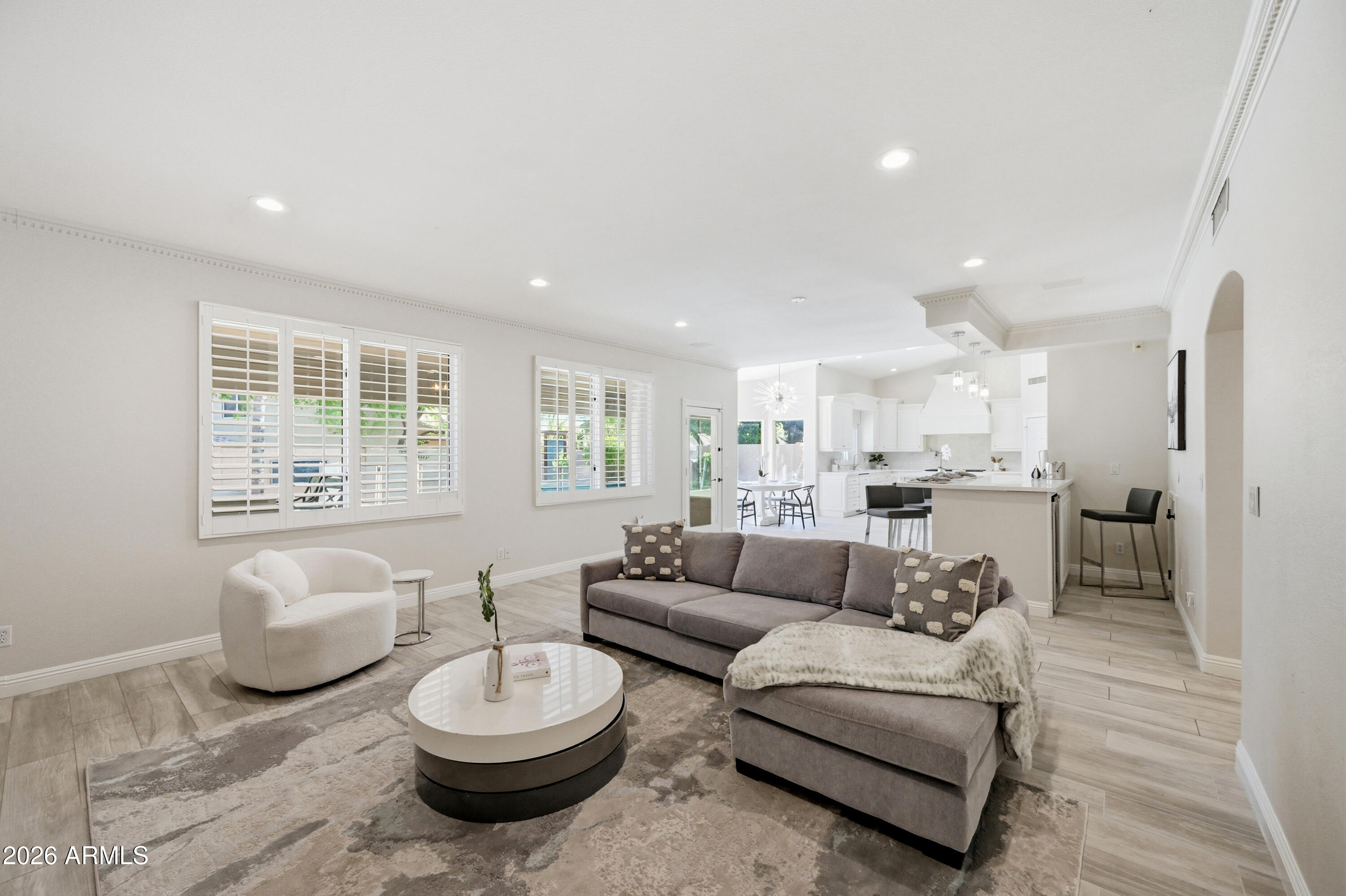 6833 E ACOMA Drive, Scottsdale, AZ 85254