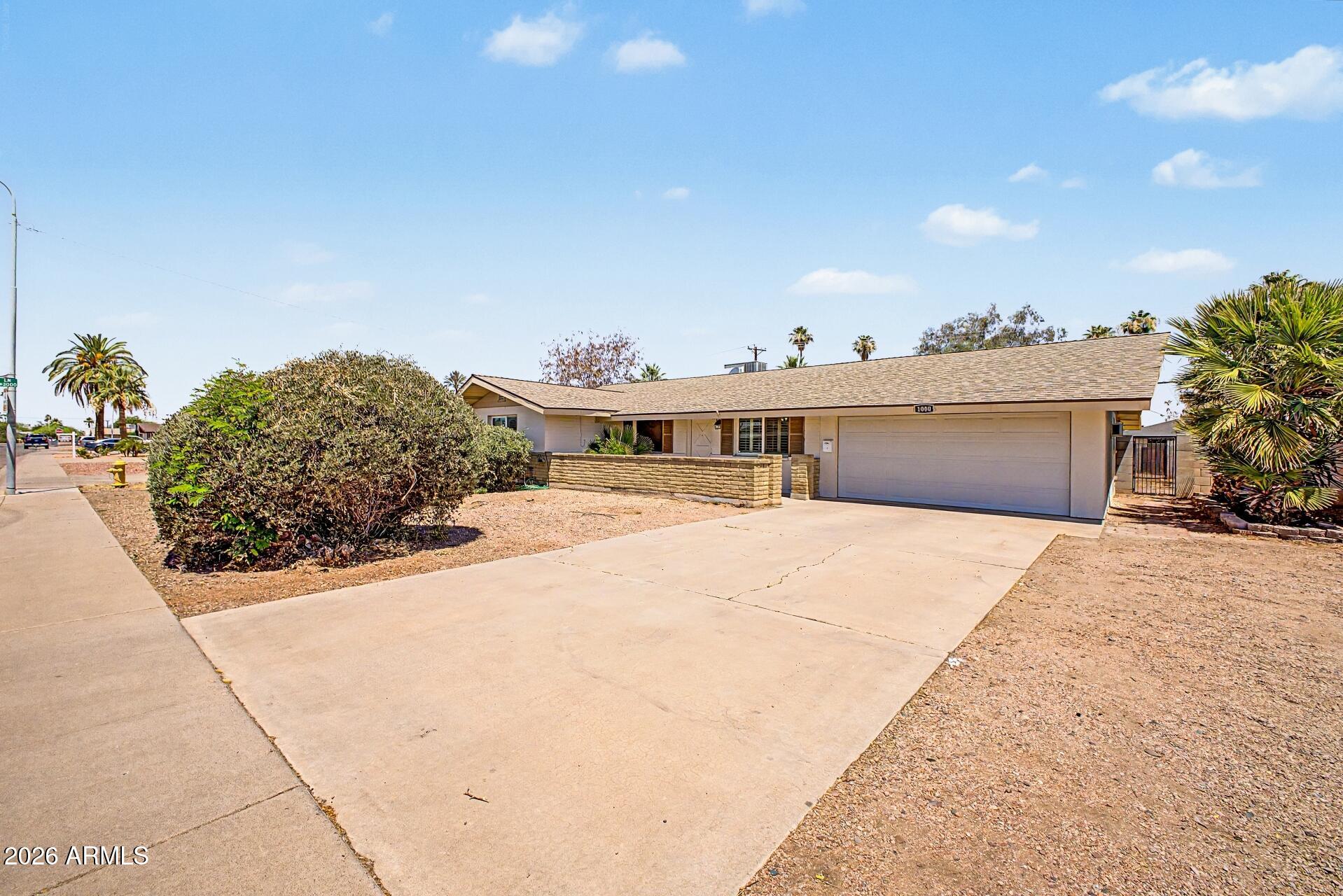 1000 E LOYOLA Drive, Tempe, AZ 85282