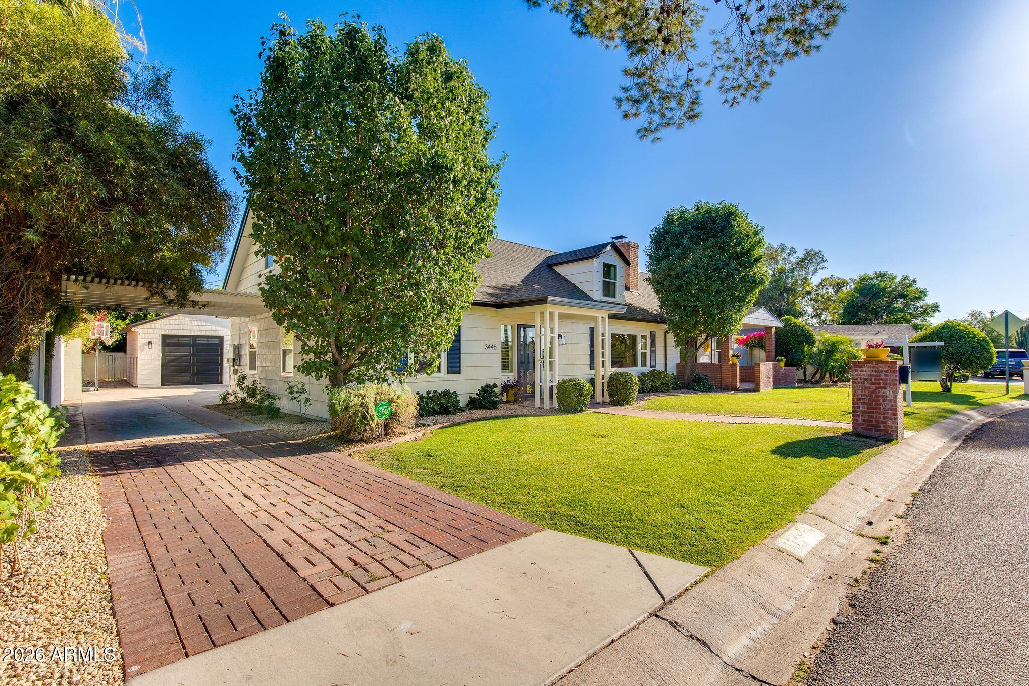 3445 E OREGON Avenue, Phoenix, AZ 85018