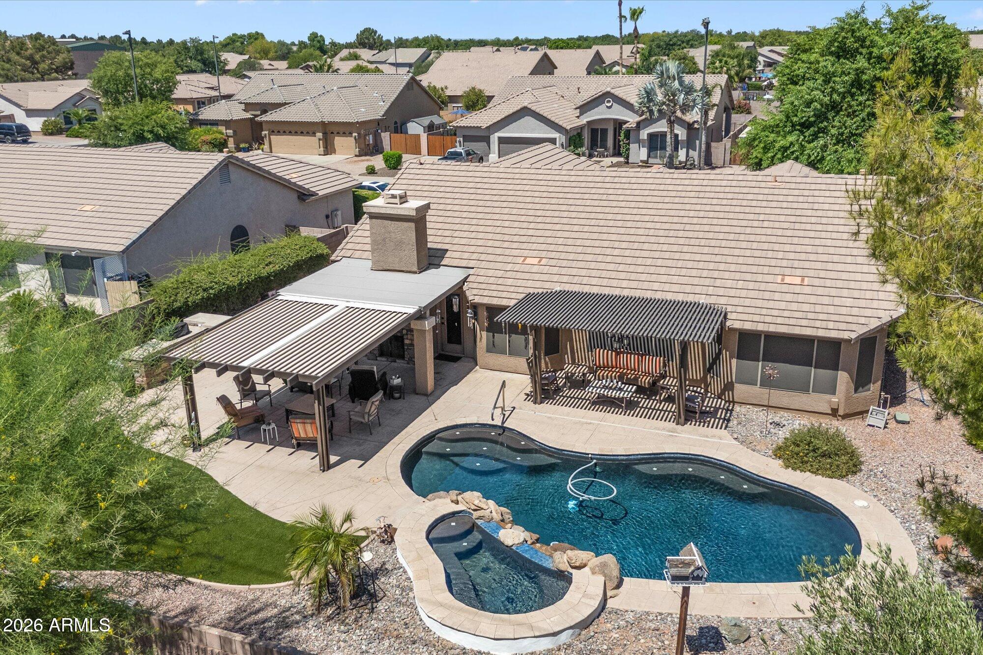 143 N JOSHUA TREE Lane, Gilbert, AZ 85234