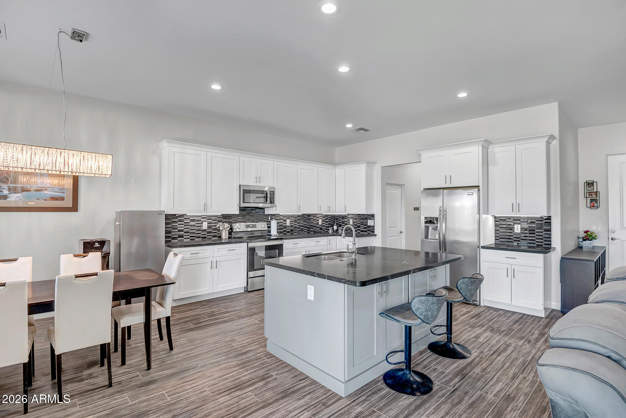 48129 N 15TH Avenue, New River, AZ 85087