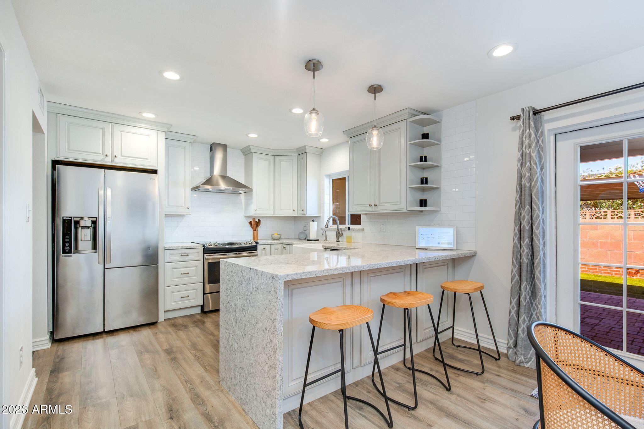 4081 E CAMPBELL Avenue, Phoenix, AZ 85018